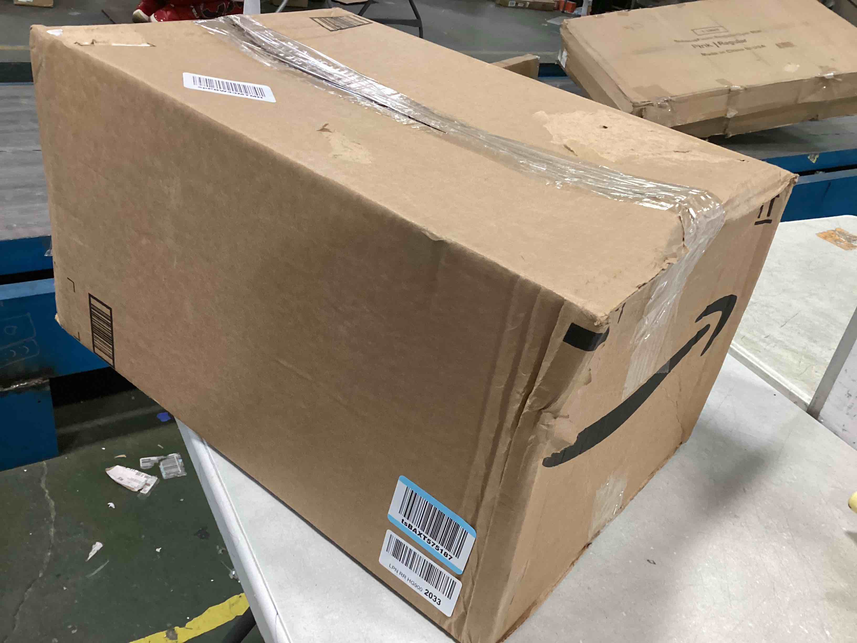 https://s3.amazonaws.com/lotting-images-prod/bidfta/YEL6009852_1708111126095.jpeg
