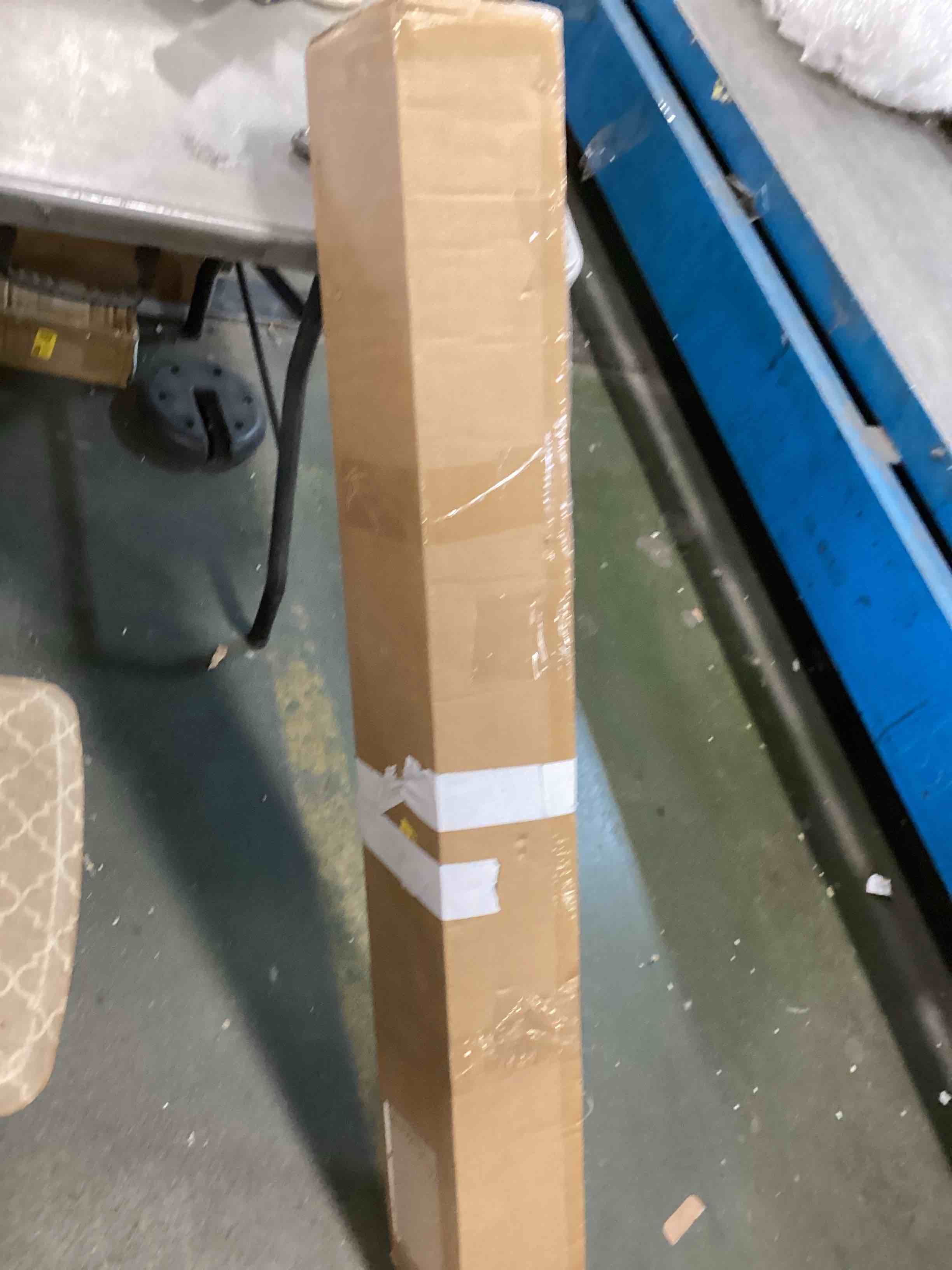 https://s3.amazonaws.com/lotting-images-prod/bidfta/YEL6010361_1708356615822.jpeg