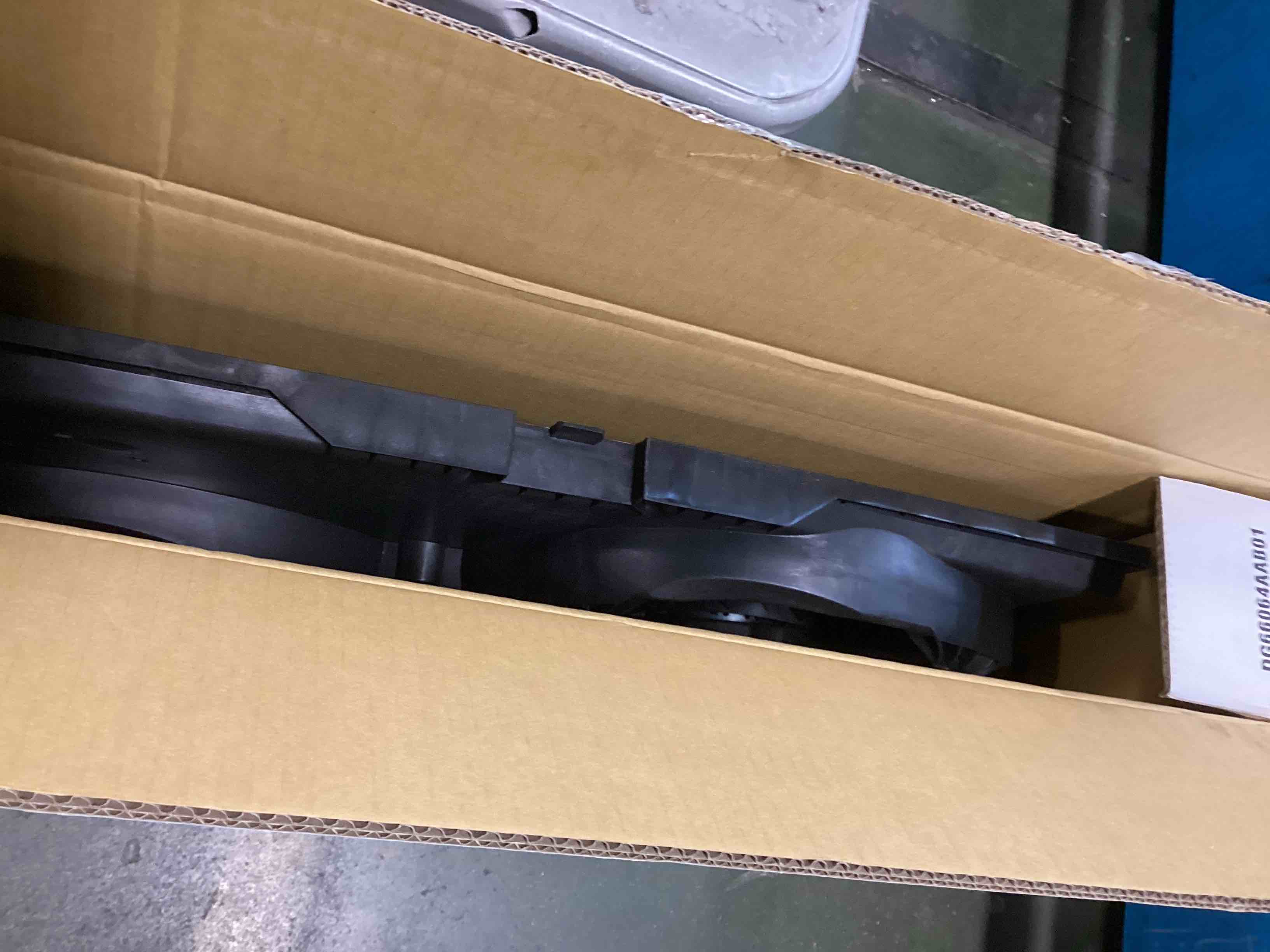 https://s3.amazonaws.com/lotting-images-prod/bidfta/YEL6010386_1708359119216.jpeg