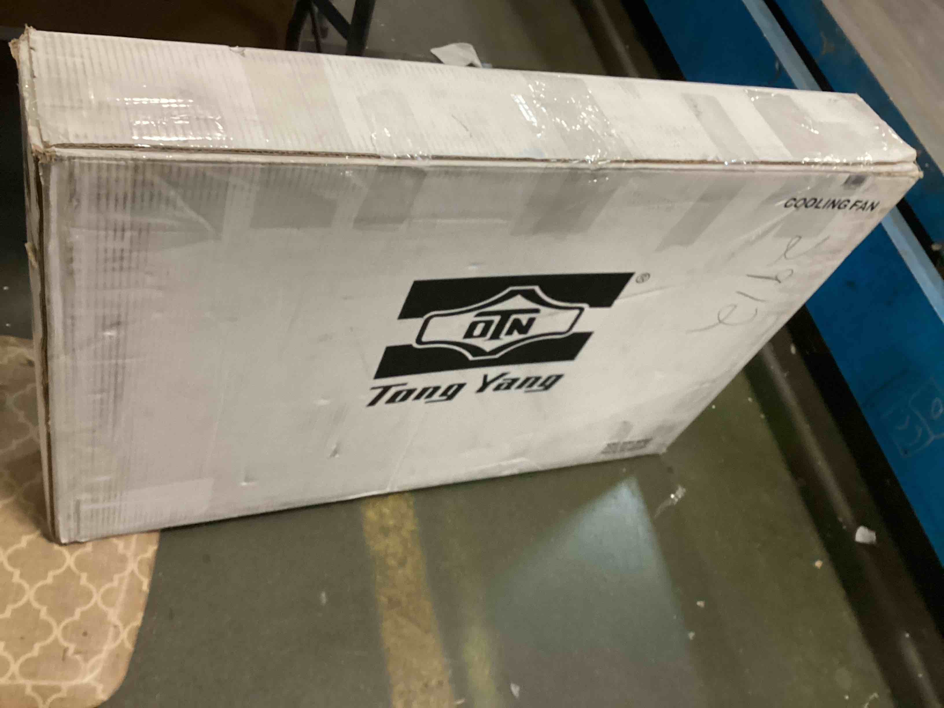 https://s3.amazonaws.com/lotting-images-prod/bidfta/YEL6010386_1708359131803.jpeg