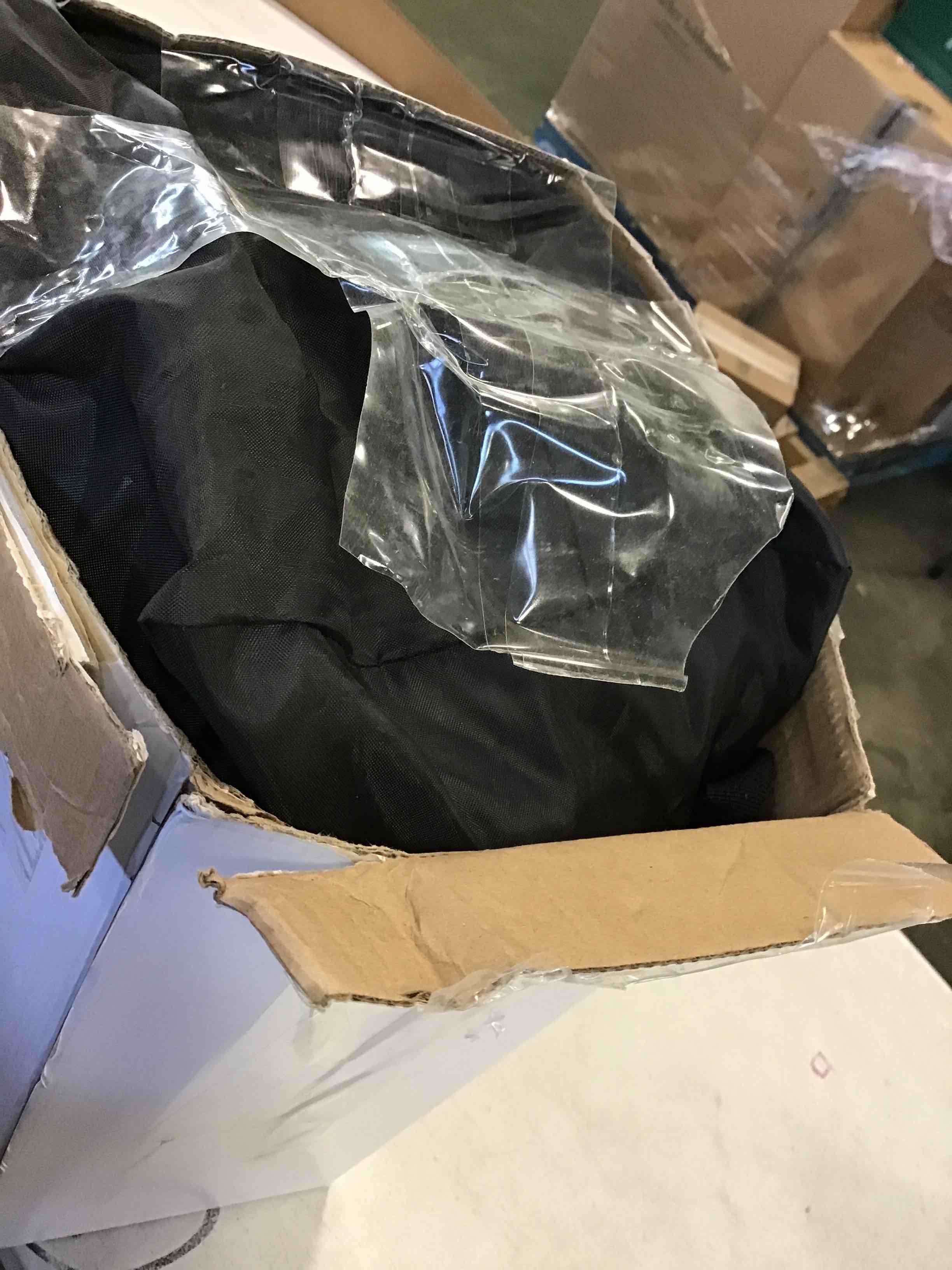 https://s3.amazonaws.com/lotting-images-prod/bidfta/YEL6010961_1707830240310.jpeg