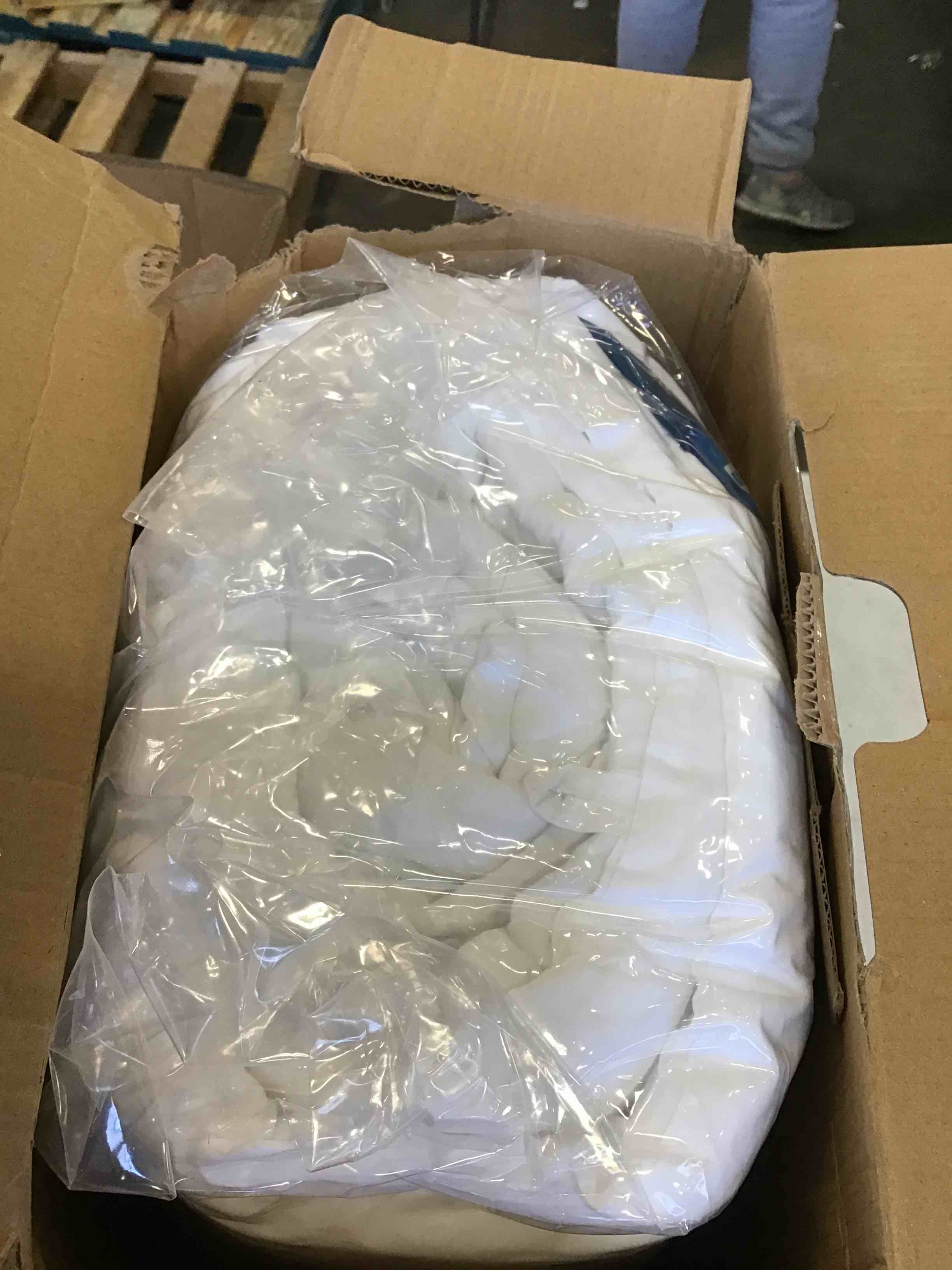 https://s3.amazonaws.com/lotting-images-prod/bidfta/YEL6011037_1707838565455.jpeg