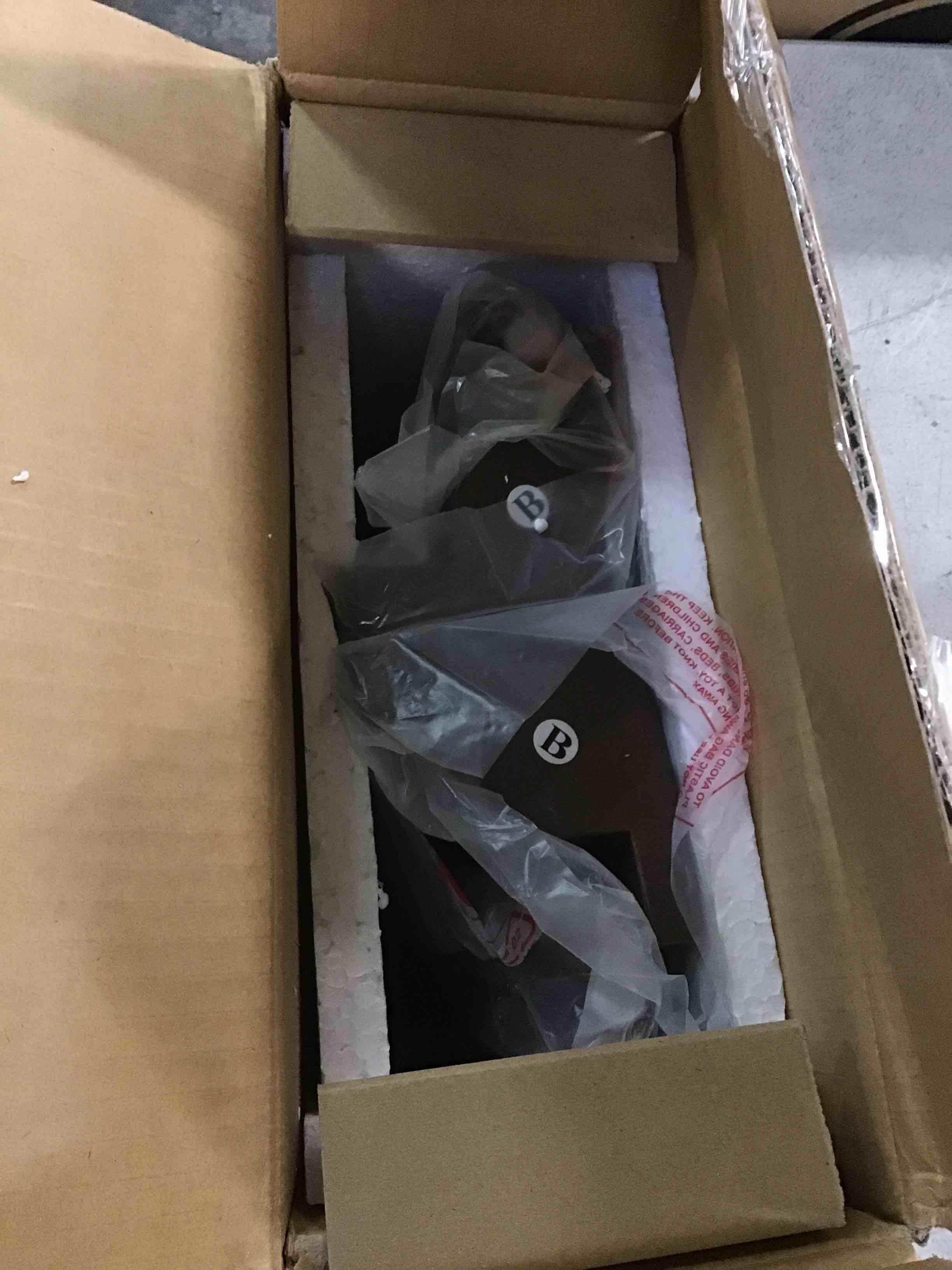 https://s3.amazonaws.com/lotting-images-prod/bidfta/YEL6012173_1708181306754.jpeg