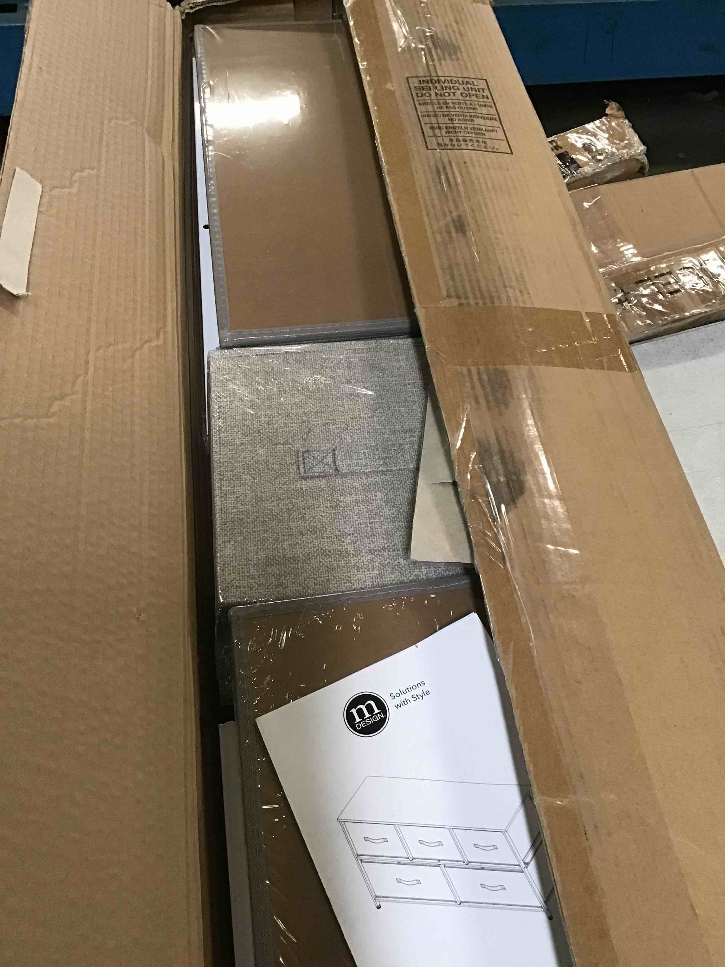 https://s3.amazonaws.com/lotting-images-prod/bidfta/YEL6012238_1708195621597.jpeg