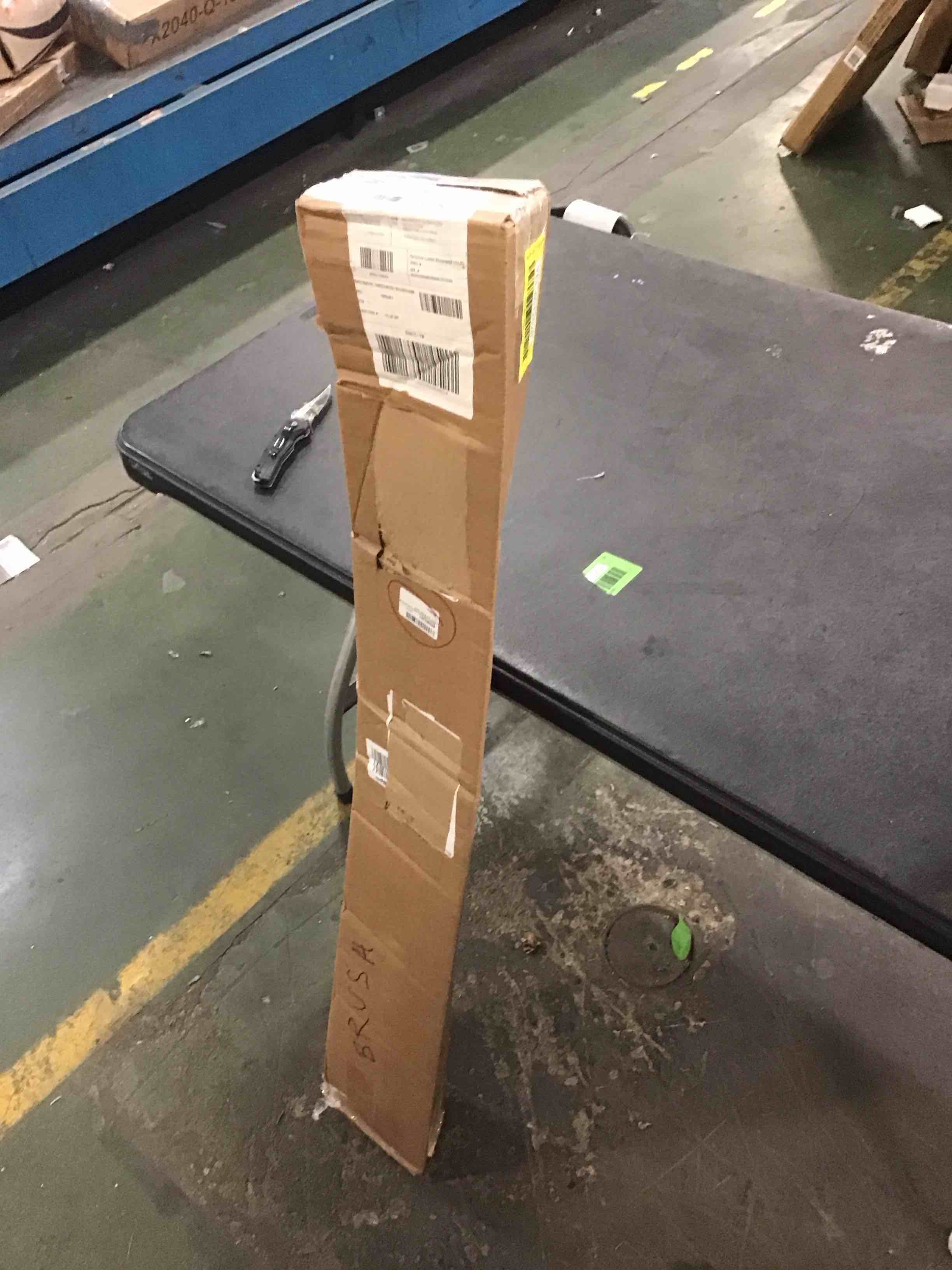 https://s3.amazonaws.com/lotting-images-prod/bidfta/YEL6012526_1707841481404.jpeg
