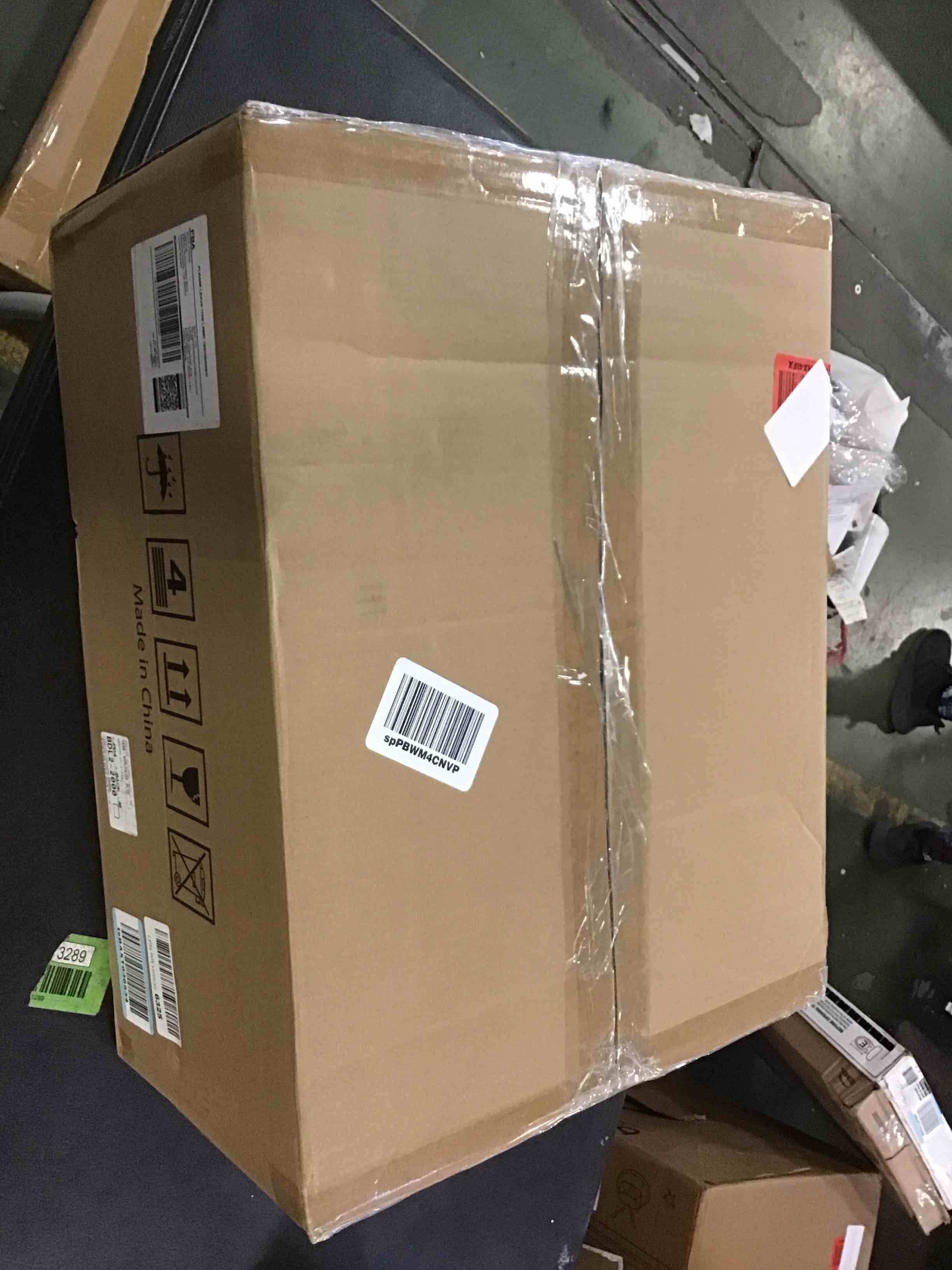 https://s3.amazonaws.com/lotting-images-prod/bidfta/YEL6012619_1707857774426.jpeg