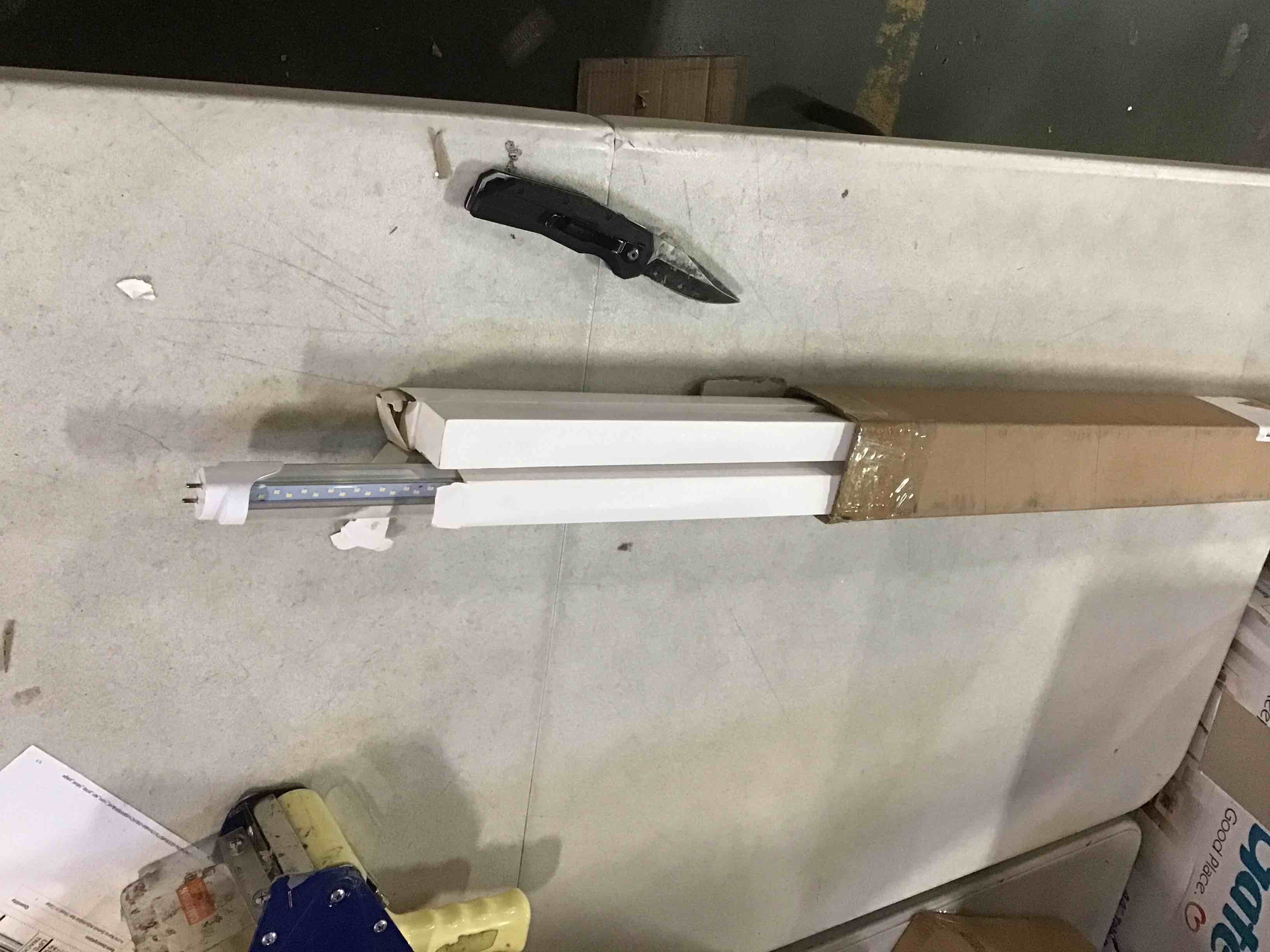 https://s3.amazonaws.com/lotting-images-prod/bidfta/YEL6012805_1707944131681.jpeg