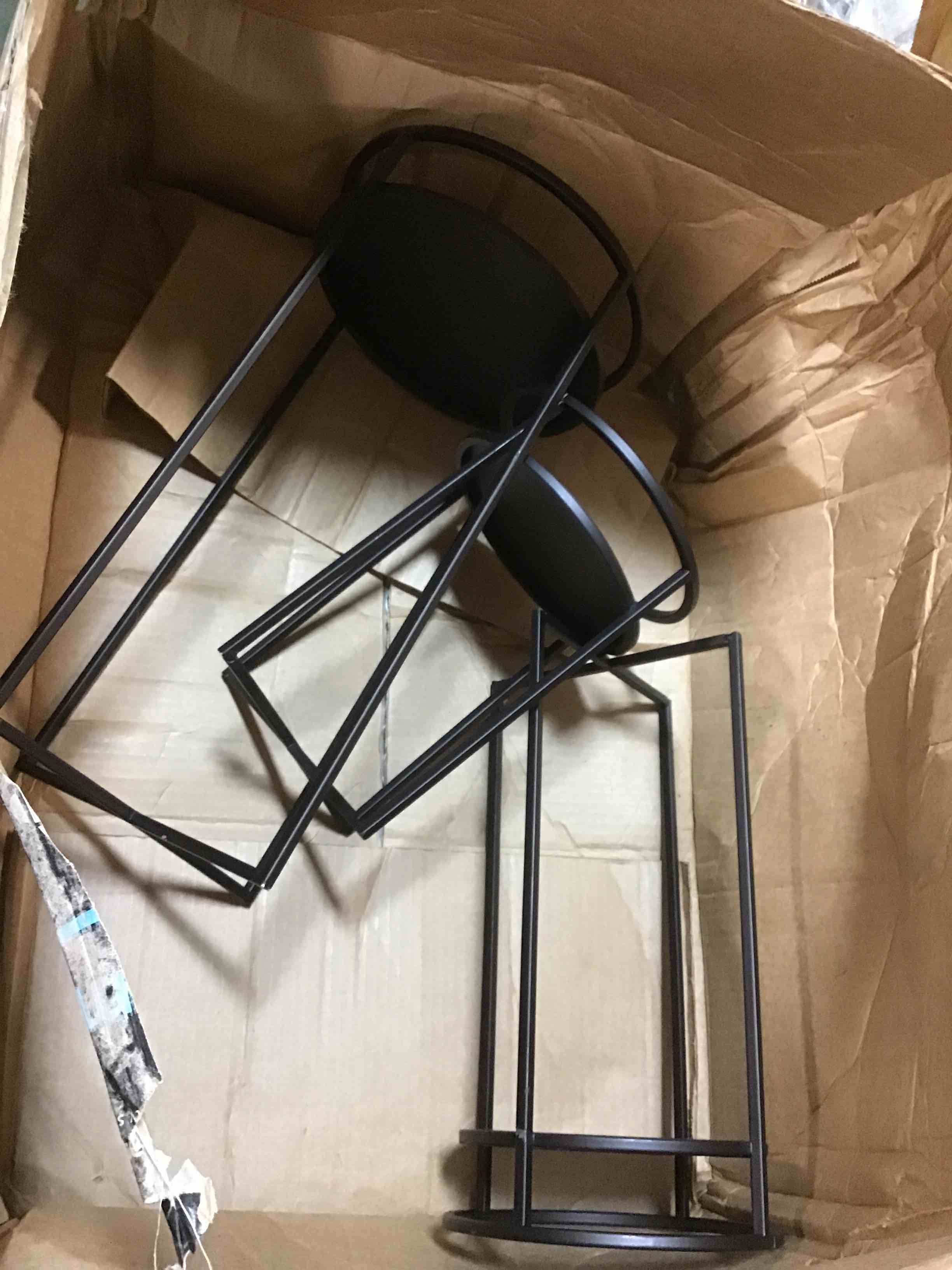 https://s3.amazonaws.com/lotting-images-prod/bidfta/YEL6013020_1708951661967.jpeg
