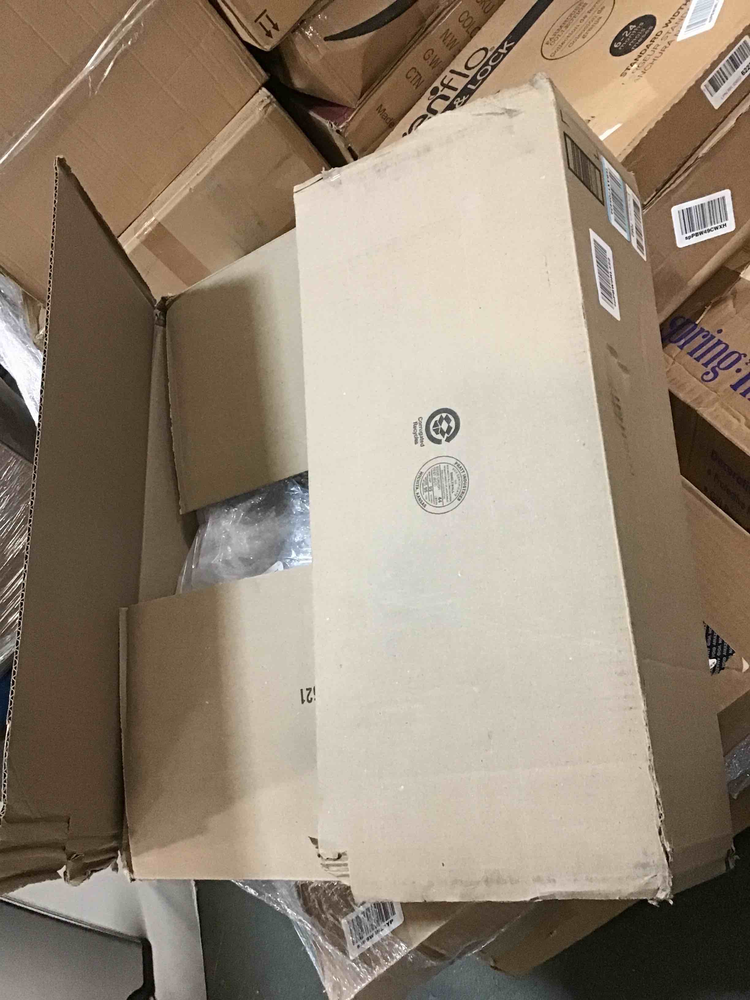 https://s3.amazonaws.com/lotting-images-prod/bidfta/YEL6013097_1708961168527.jpeg