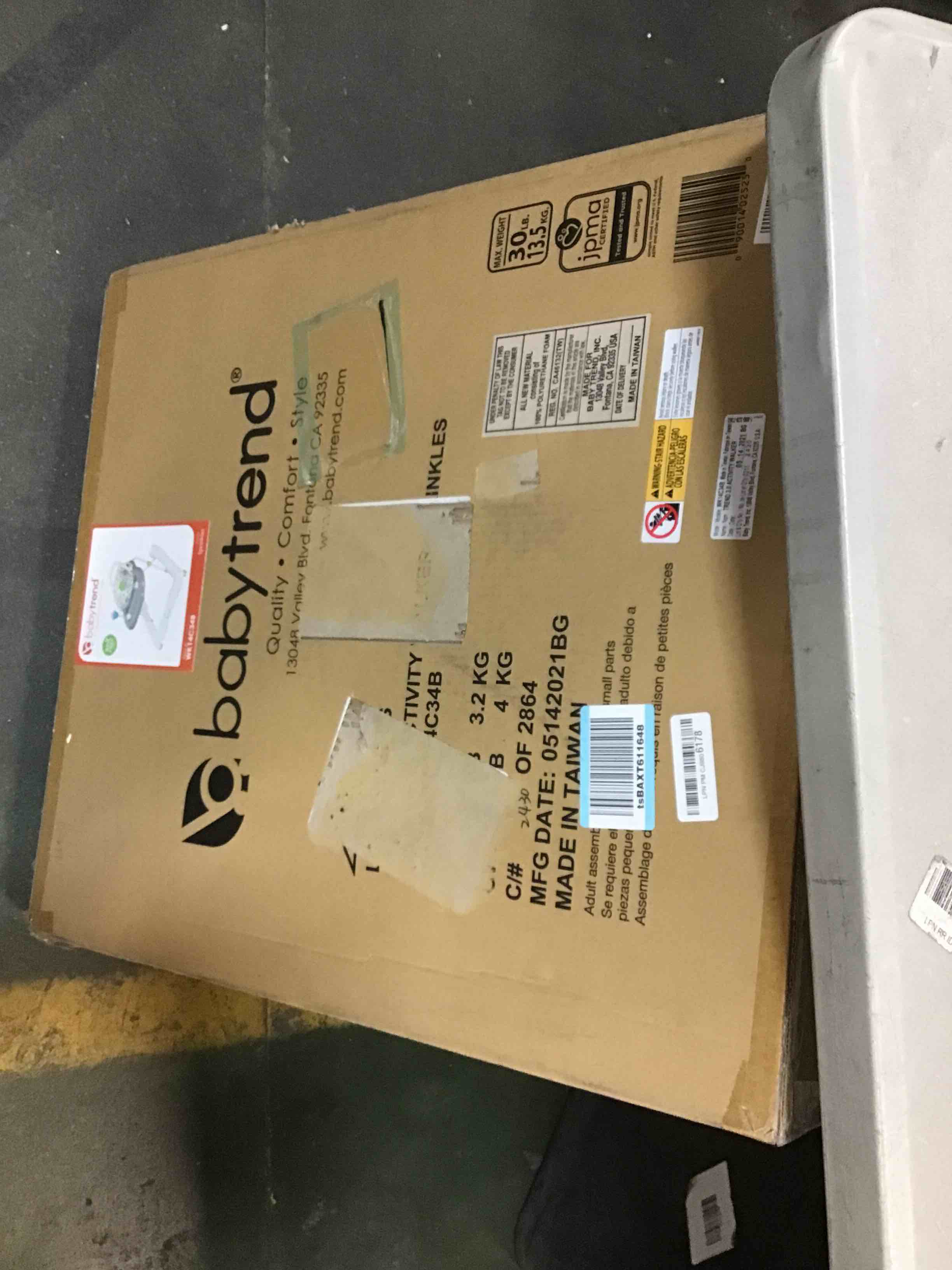 https://s3.amazonaws.com/lotting-images-prod/bidfta/YEL6013194_1708979141391.jpeg