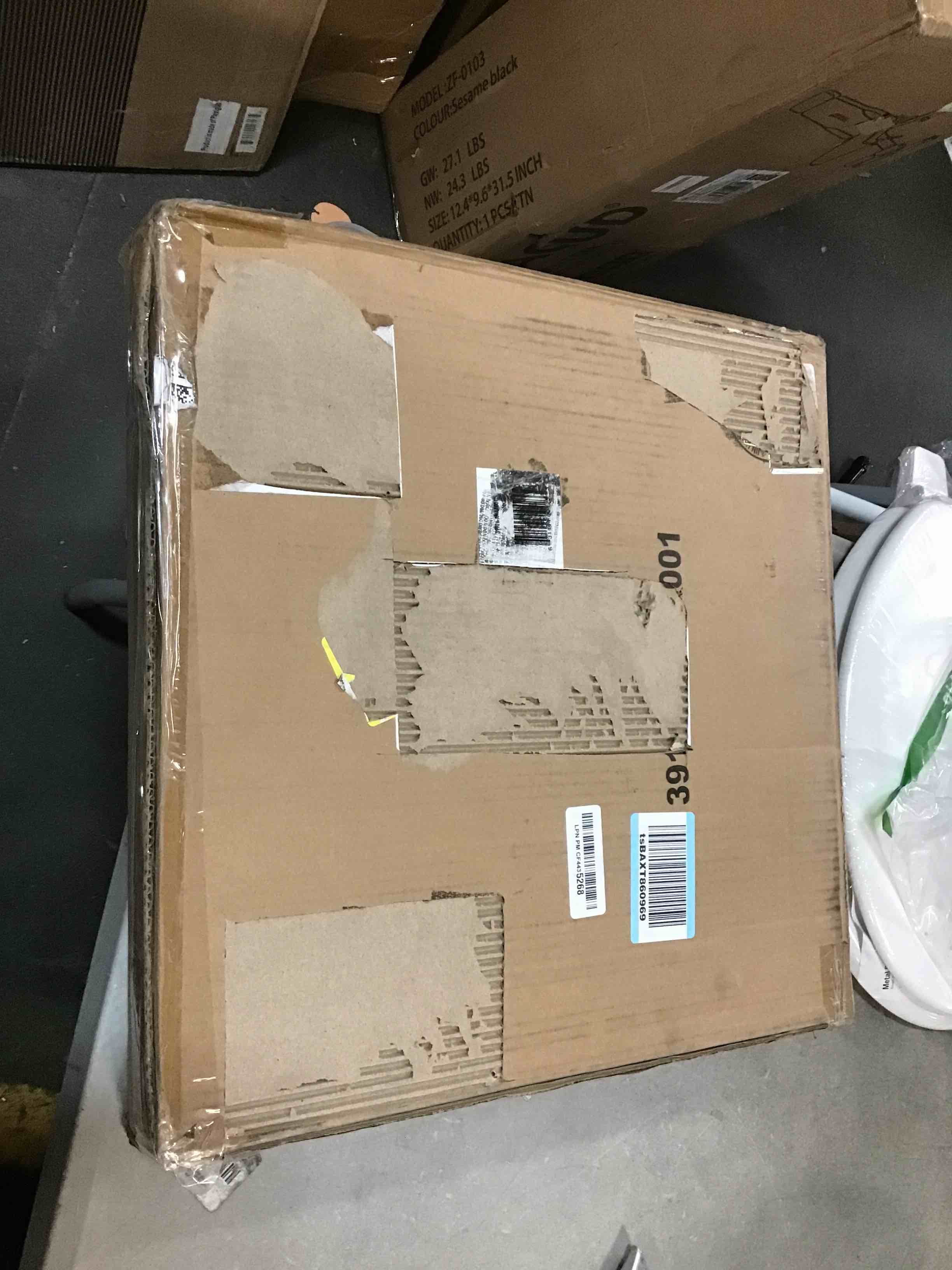 https://s3.amazonaws.com/lotting-images-prod/bidfta/YEL6013198_1708979874581.jpeg