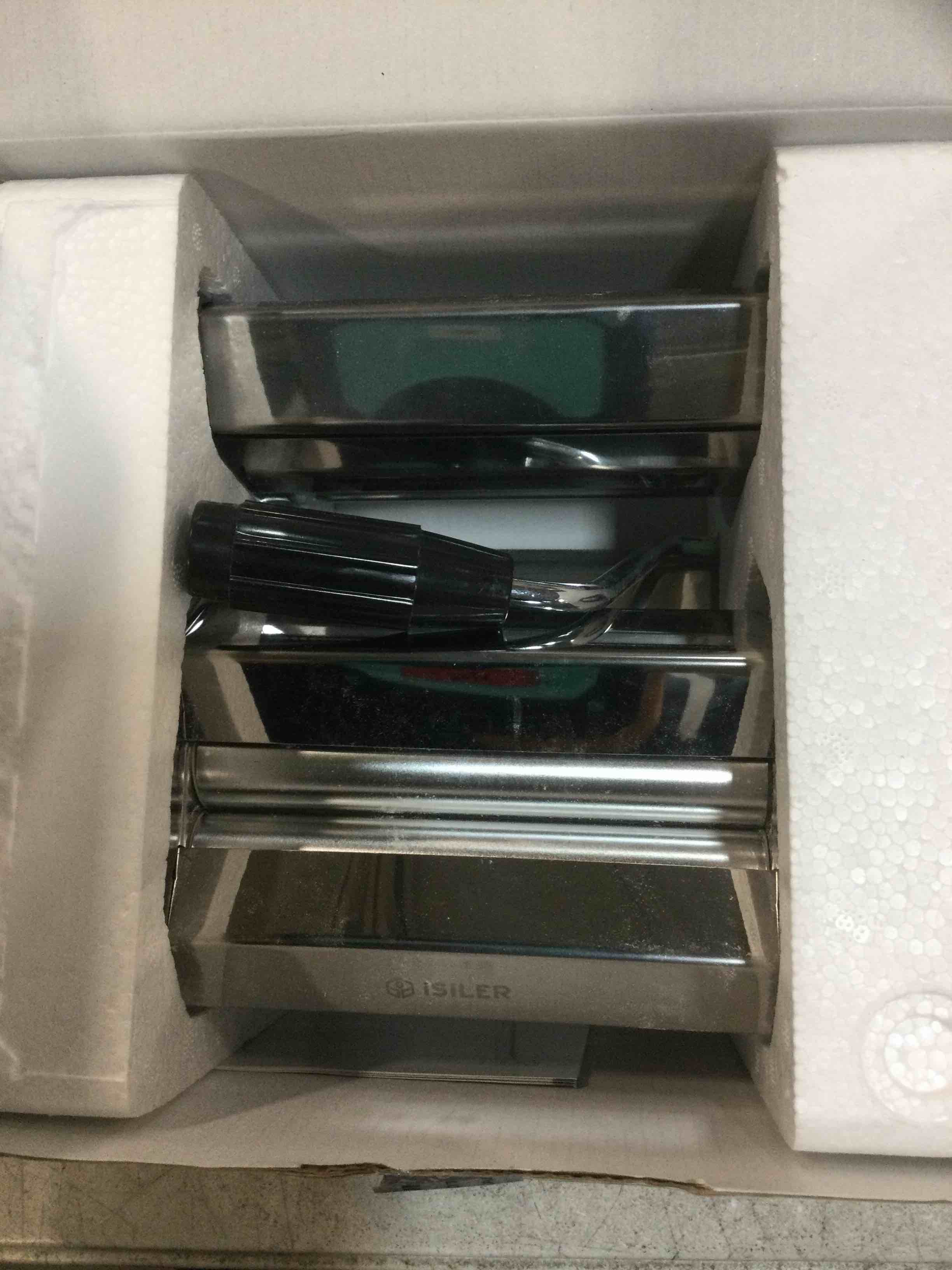 https://s3.amazonaws.com/lotting-images-prod/bidfta/YEL6013265_1709042625127.jpeg