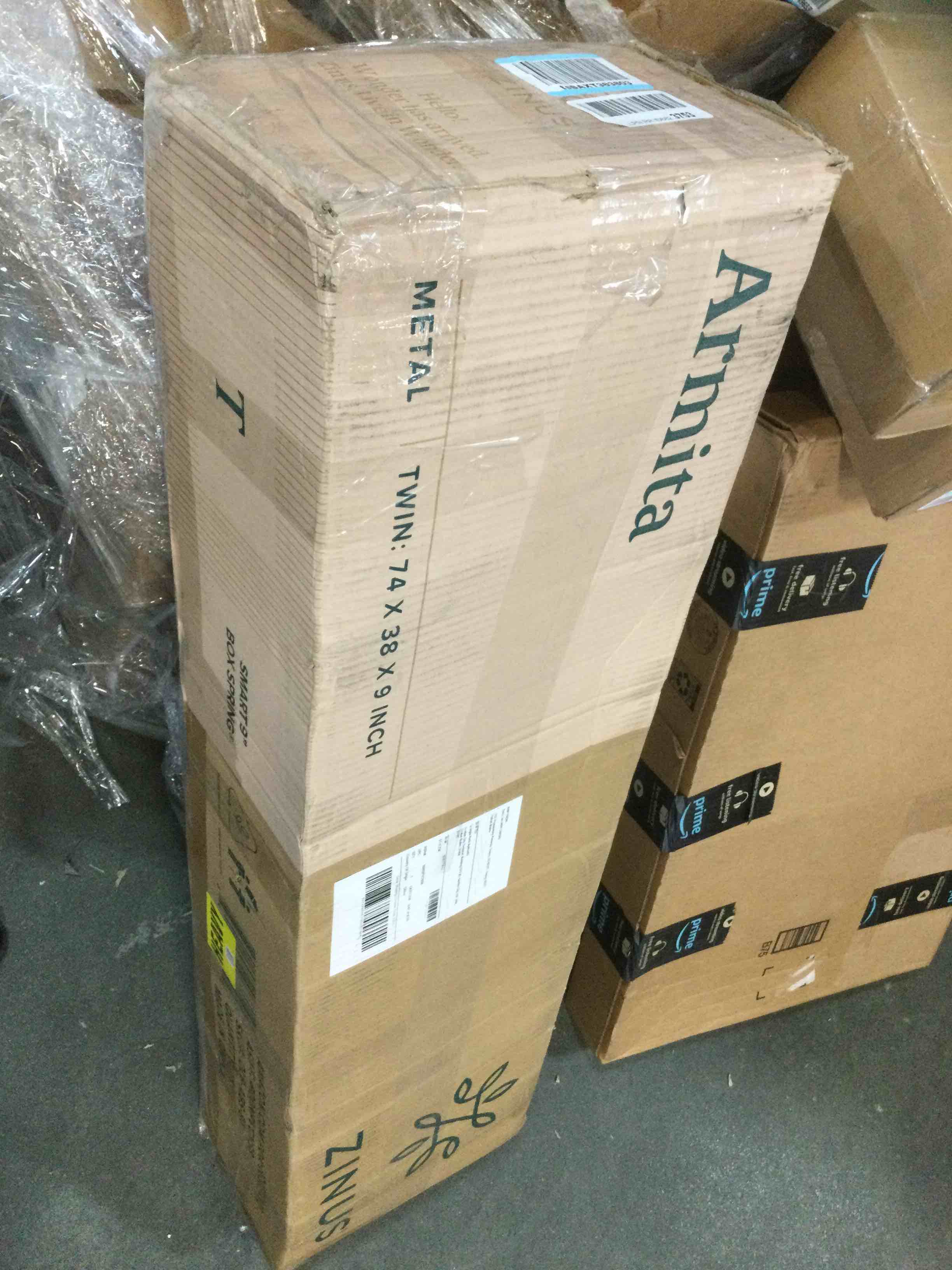 https://s3.amazonaws.com/lotting-images-prod/bidfta/YEL6013690_1709216718094.jpeg