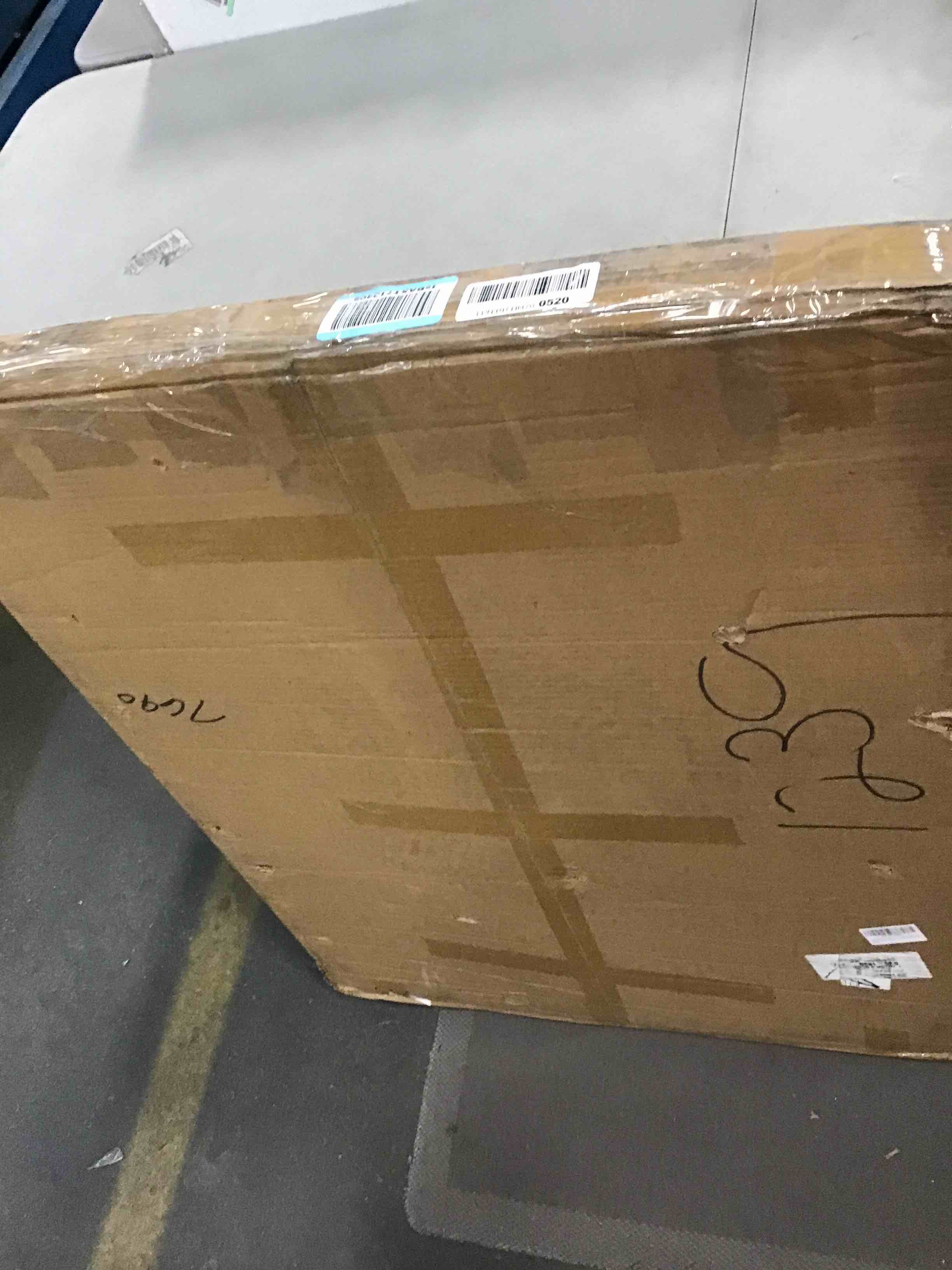 https://s3.amazonaws.com/lotting-images-prod/bidfta/YEL6014038_1708350768149.jpeg