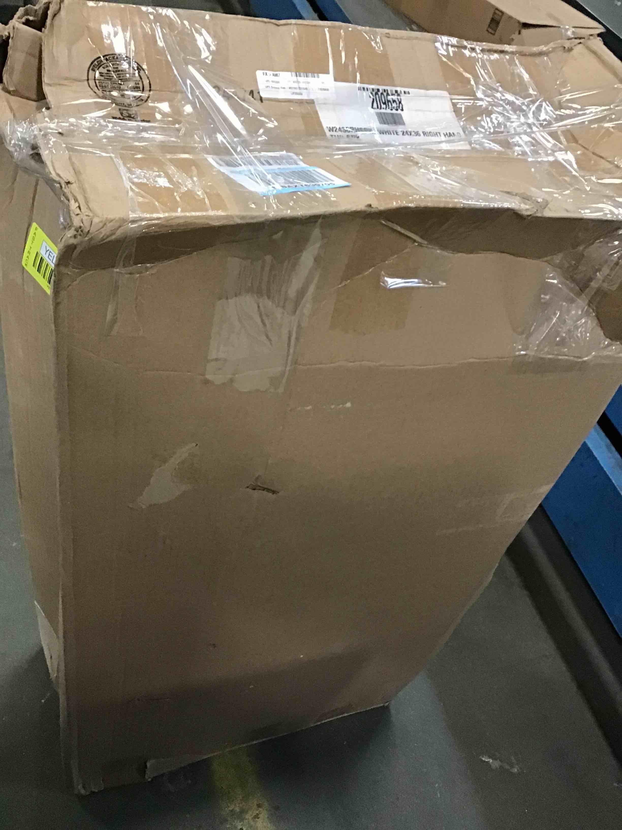 https://s3.amazonaws.com/lotting-images-prod/bidfta/YEL6014498_1708520540258.jpeg