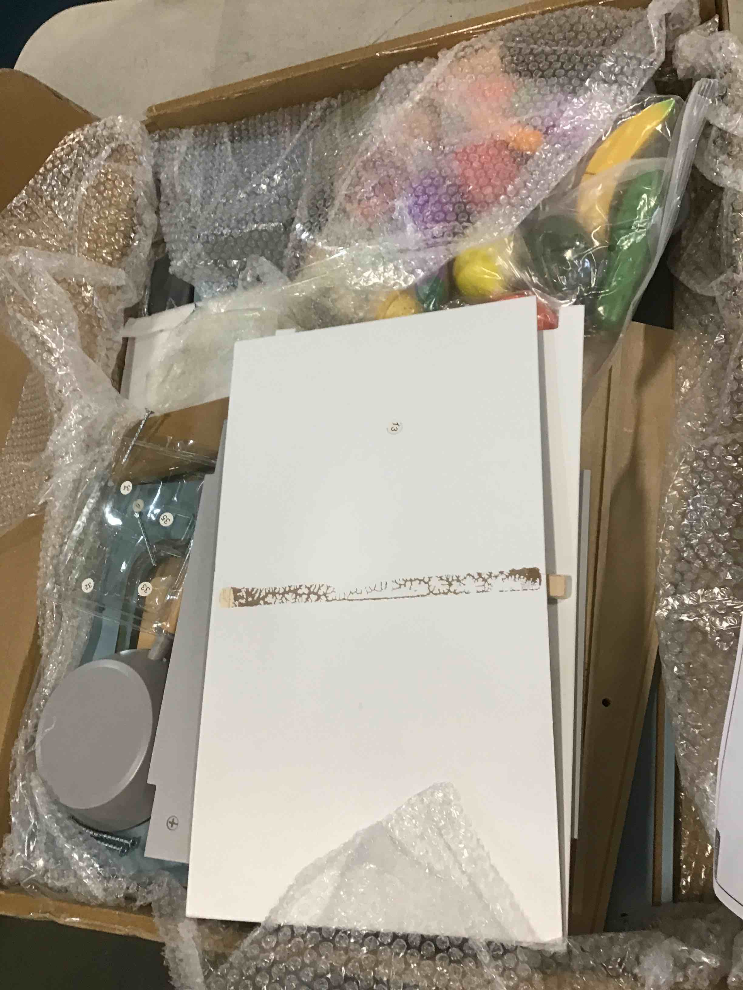 https://s3.amazonaws.com/lotting-images-prod/bidfta/YEL6014617_1708534785409.jpeg