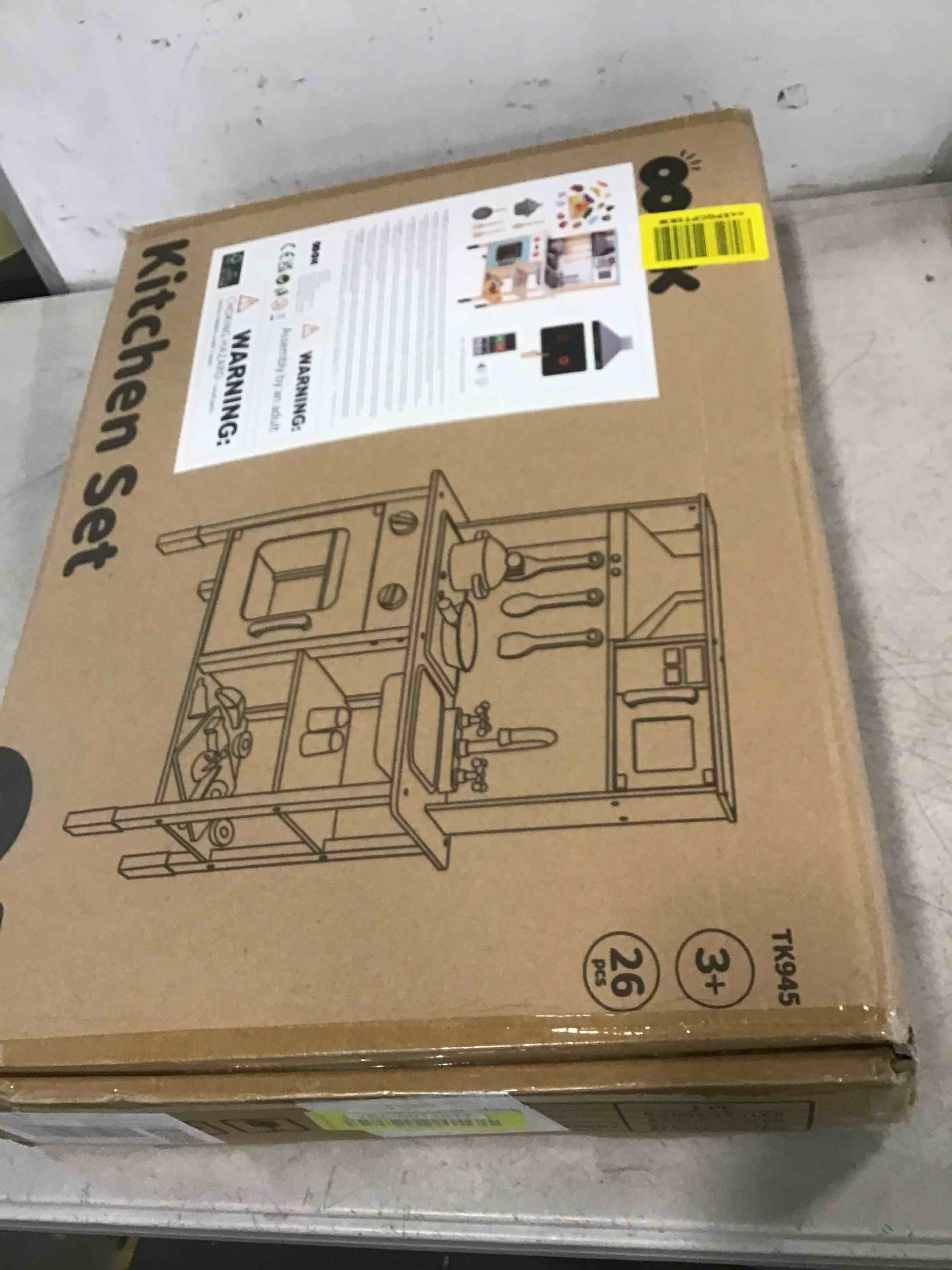 https://s3.amazonaws.com/lotting-images-prod/bidfta/YEL6014617_1708534867237.jpeg