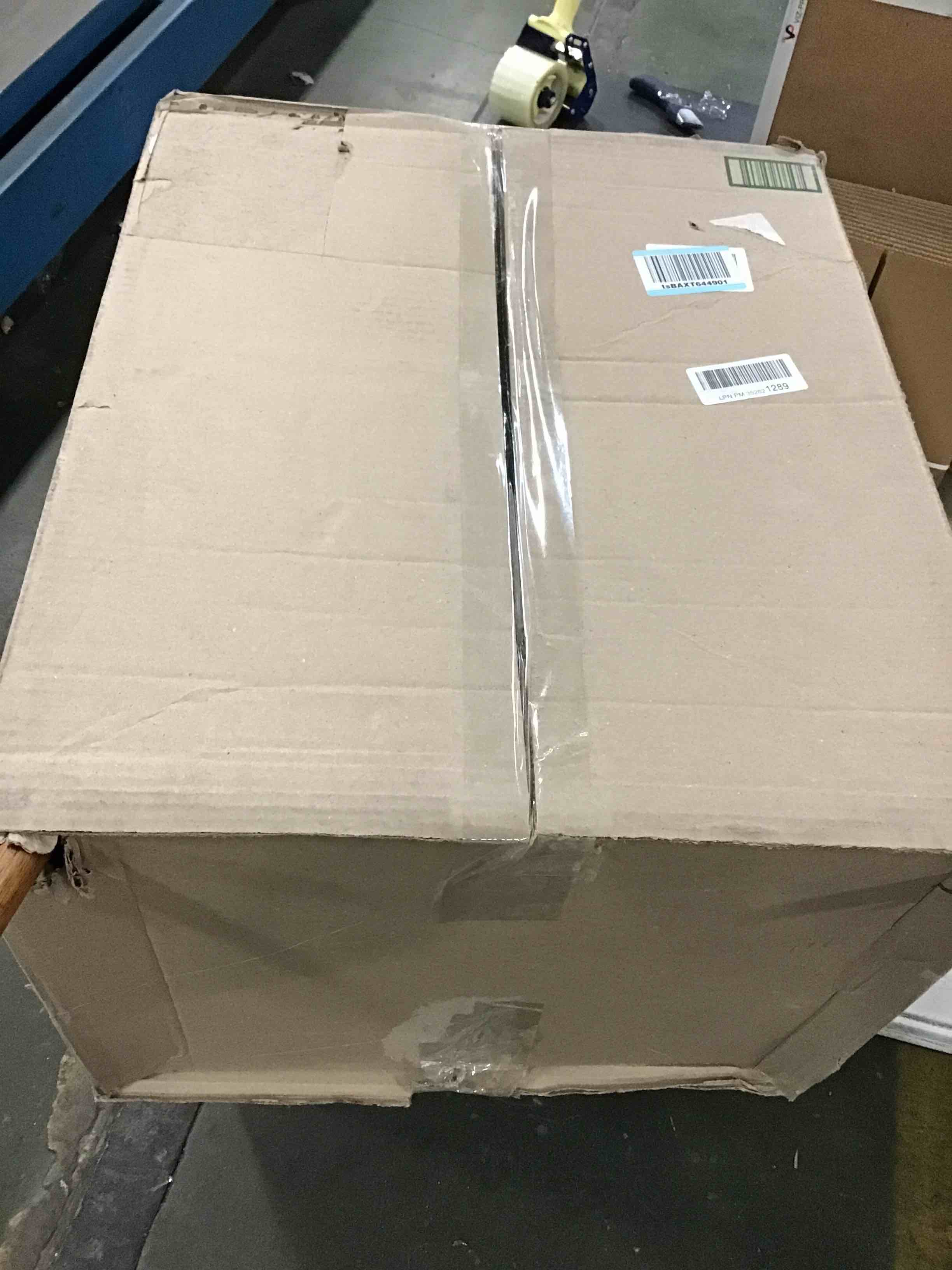 https://s3.amazonaws.com/lotting-images-prod/bidfta/YEL6016573_1709126407000.jpeg