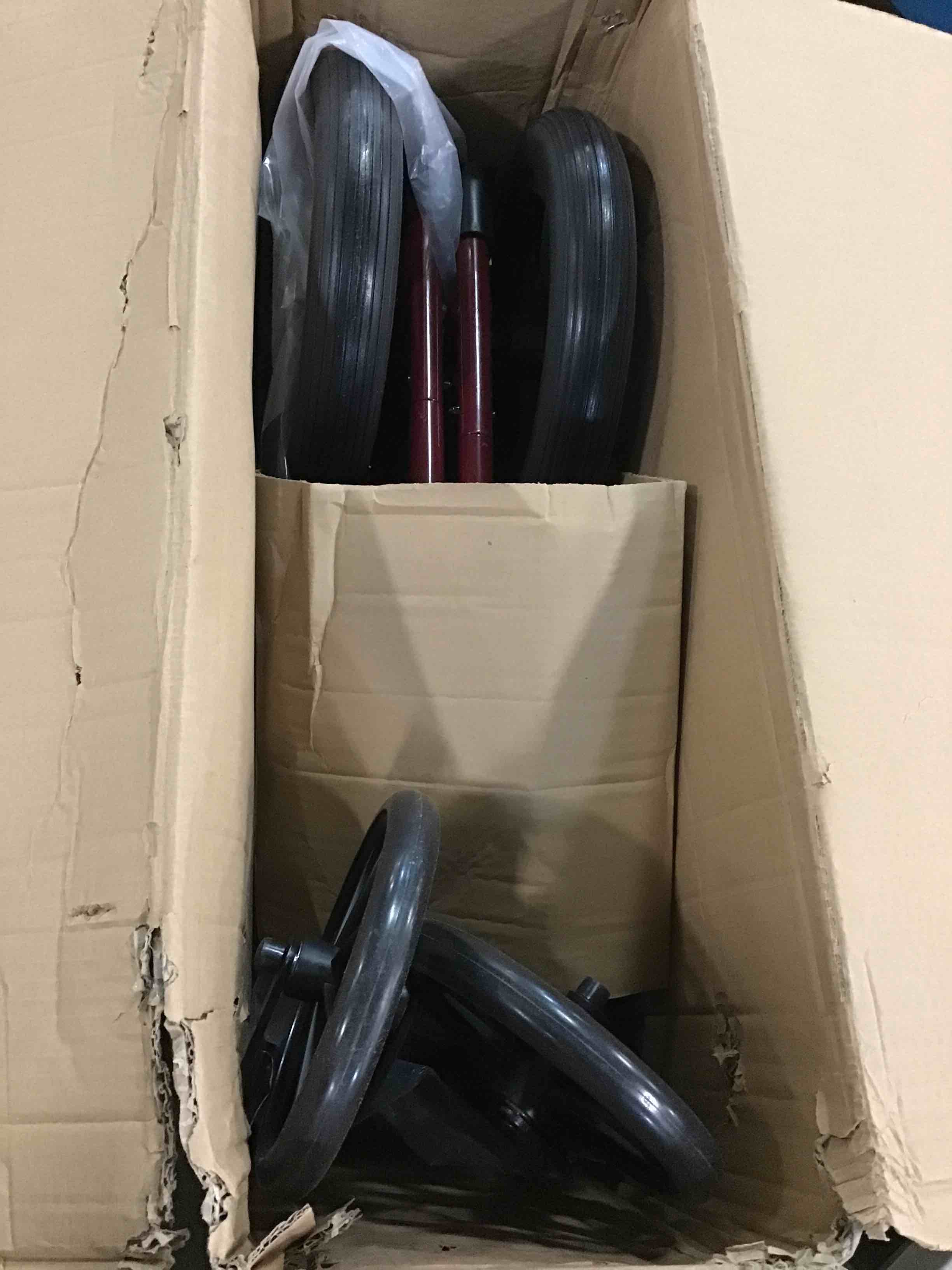 https://s3.amazonaws.com/lotting-images-prod/bidfta/YEL6016601_1709130468521.jpeg