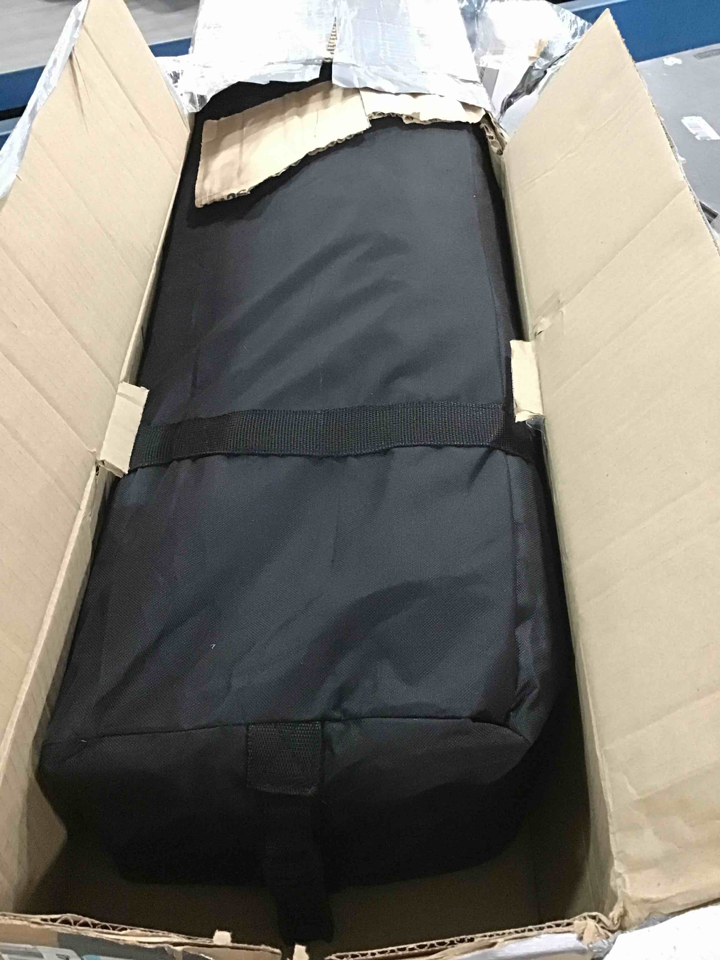 https://s3.amazonaws.com/lotting-images-prod/bidfta/YEL6016613_1709132107418.jpeg