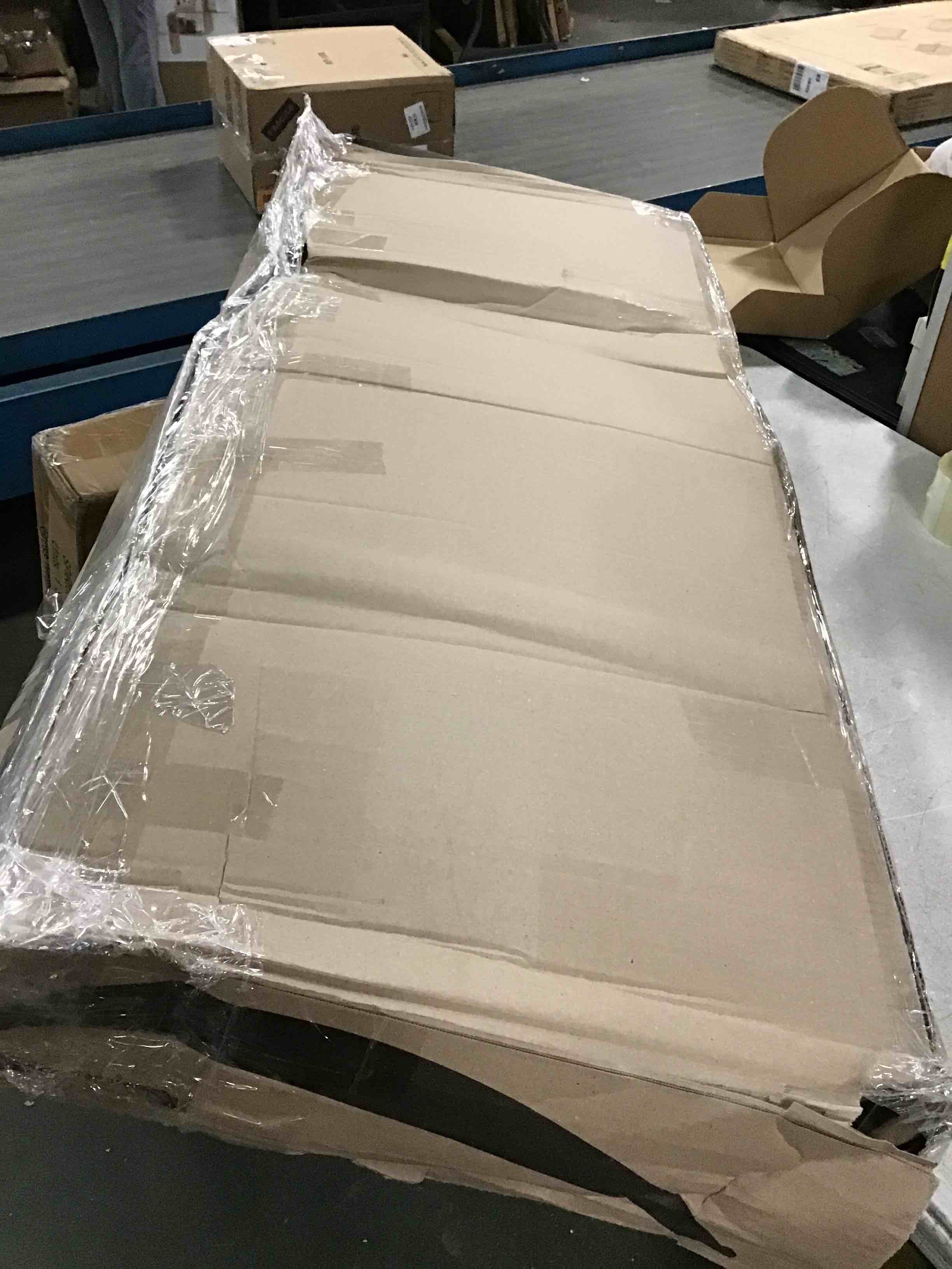 https://s3.amazonaws.com/lotting-images-prod/bidfta/YEL6016640_1709137167005.jpeg