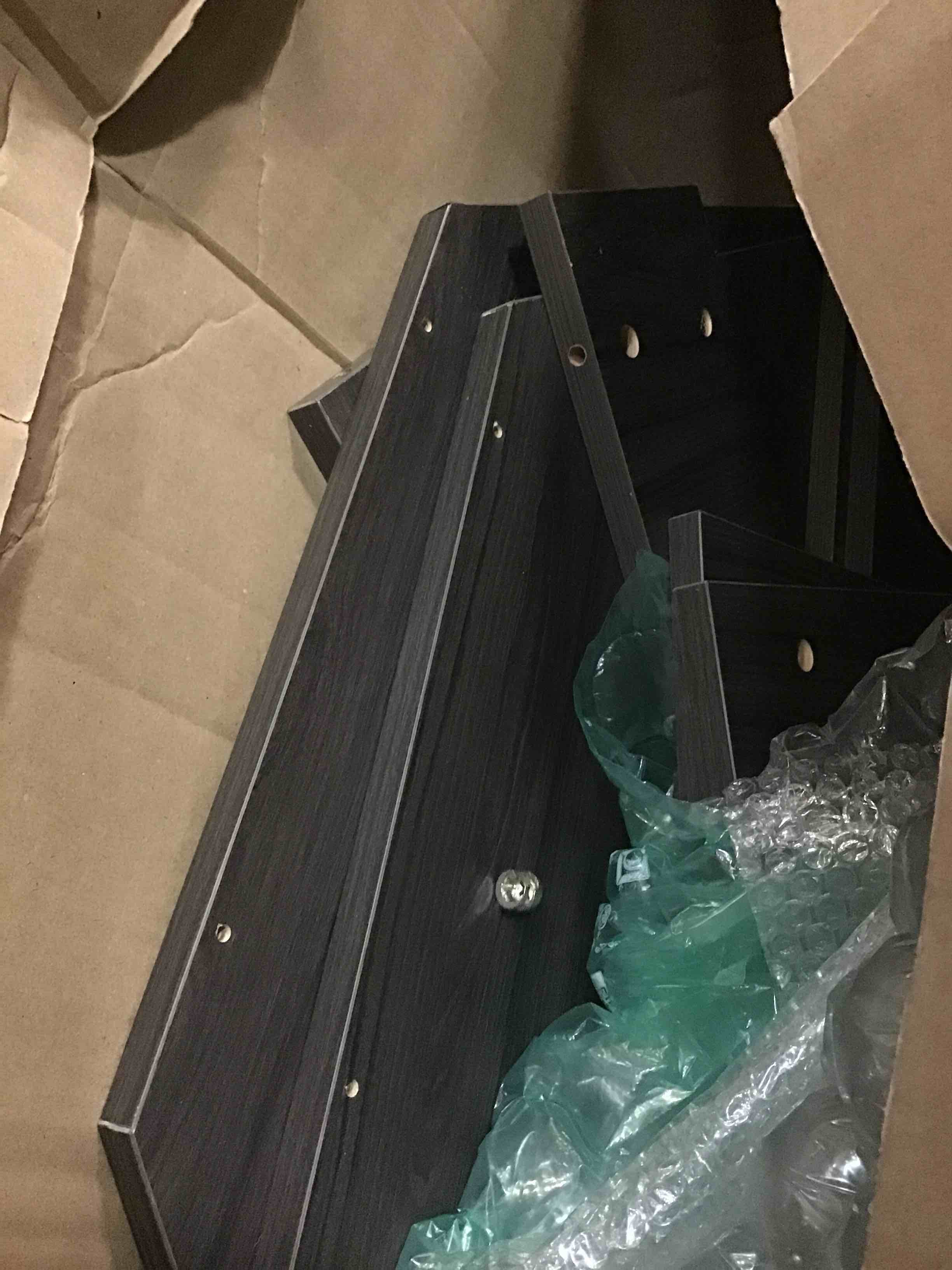 https://s3.amazonaws.com/lotting-images-prod/bidfta/YEL6016640_1709137206882.jpeg