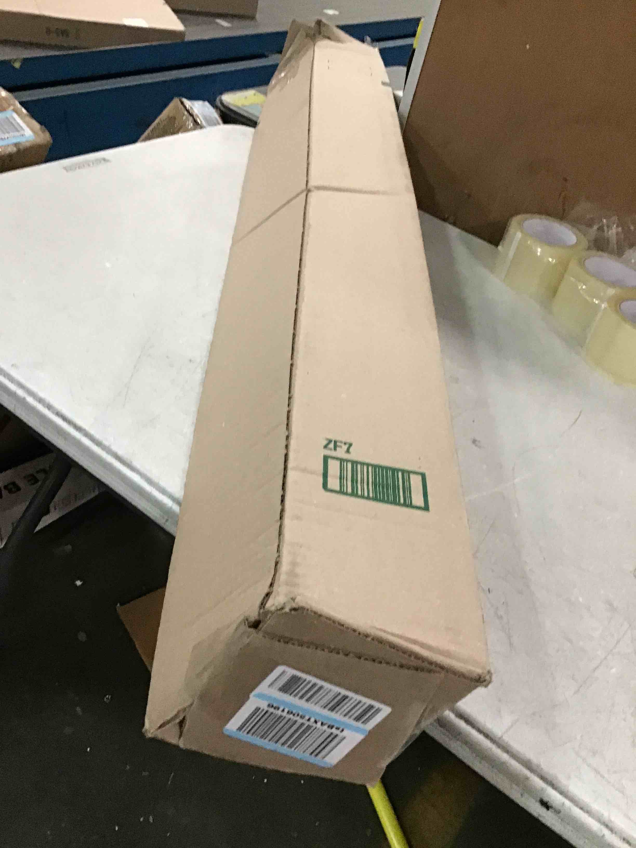 https://s3.amazonaws.com/lotting-images-prod/bidfta/YEL6016654_1709139195830.jpeg