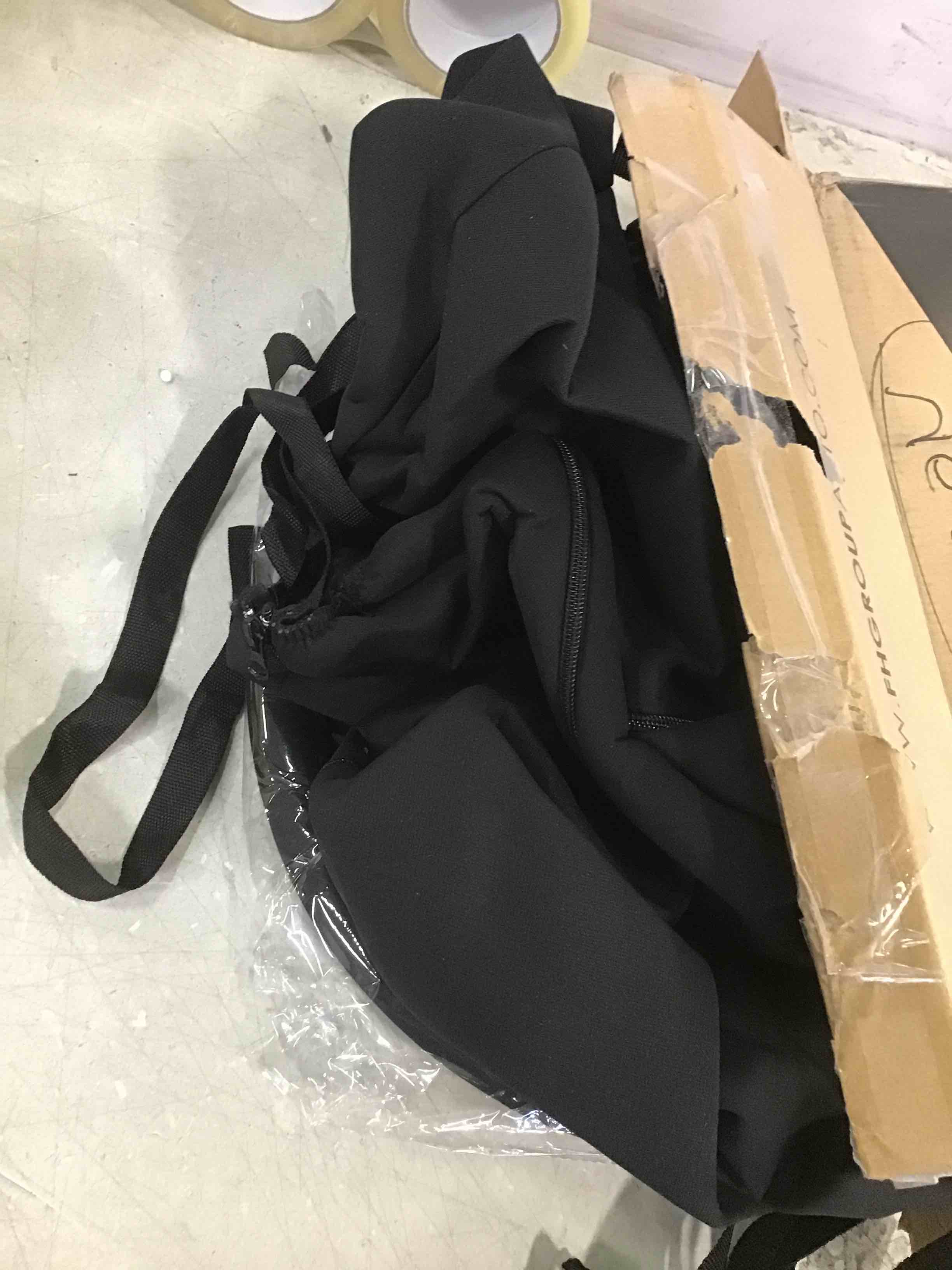 https://s3.amazonaws.com/lotting-images-prod/bidfta/YEL6016778_1709216287339.jpeg