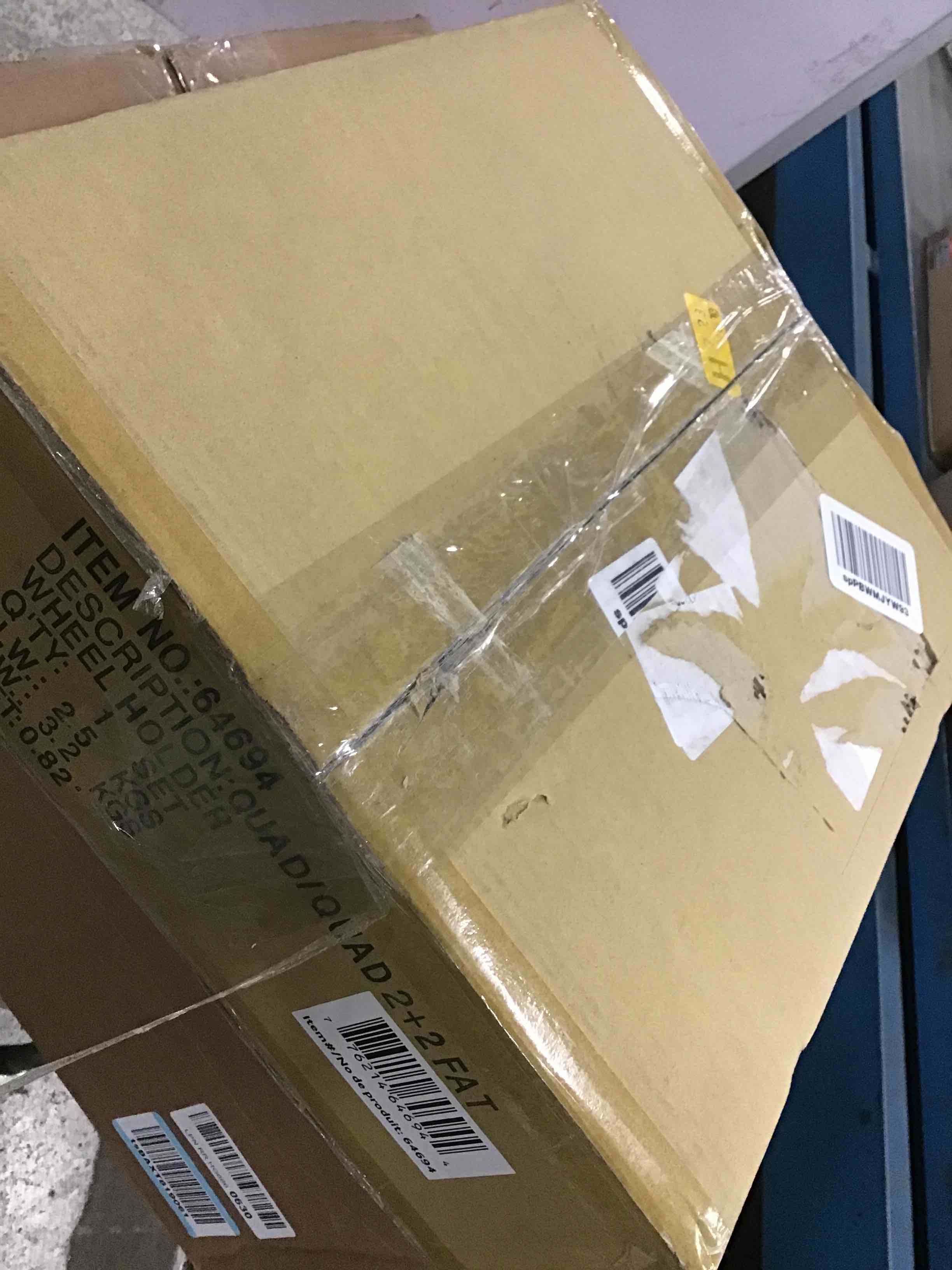 https://s3.amazonaws.com/lotting-images-prod/bidfta/YEL6017802_1709657746356.jpeg