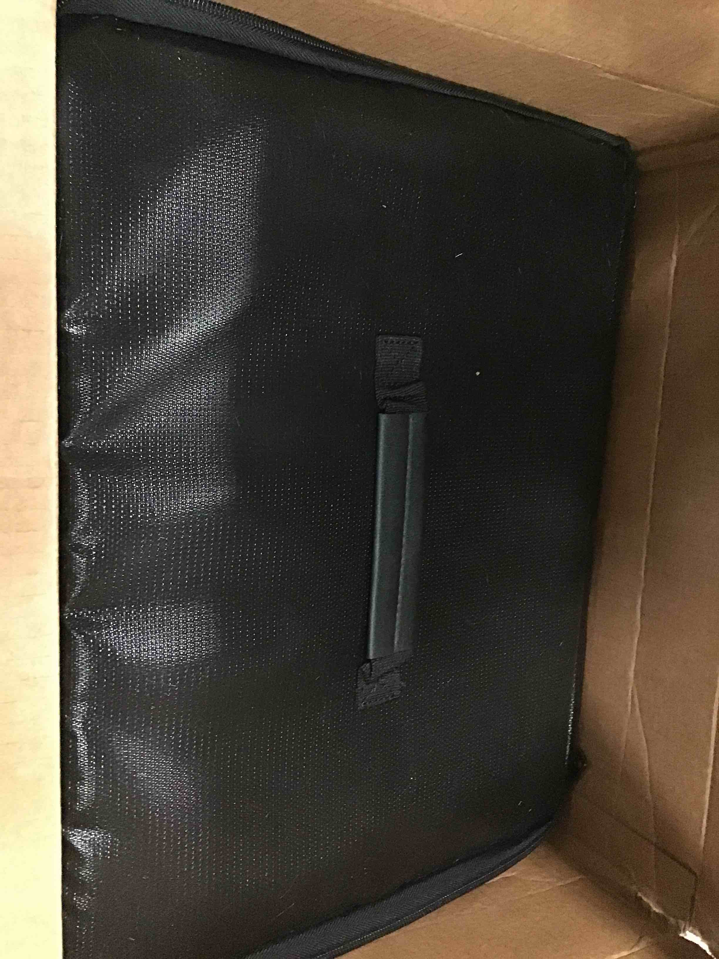 https://s3.amazonaws.com/lotting-images-prod/bidfta/YEL6017937_1709731555565.jpeg