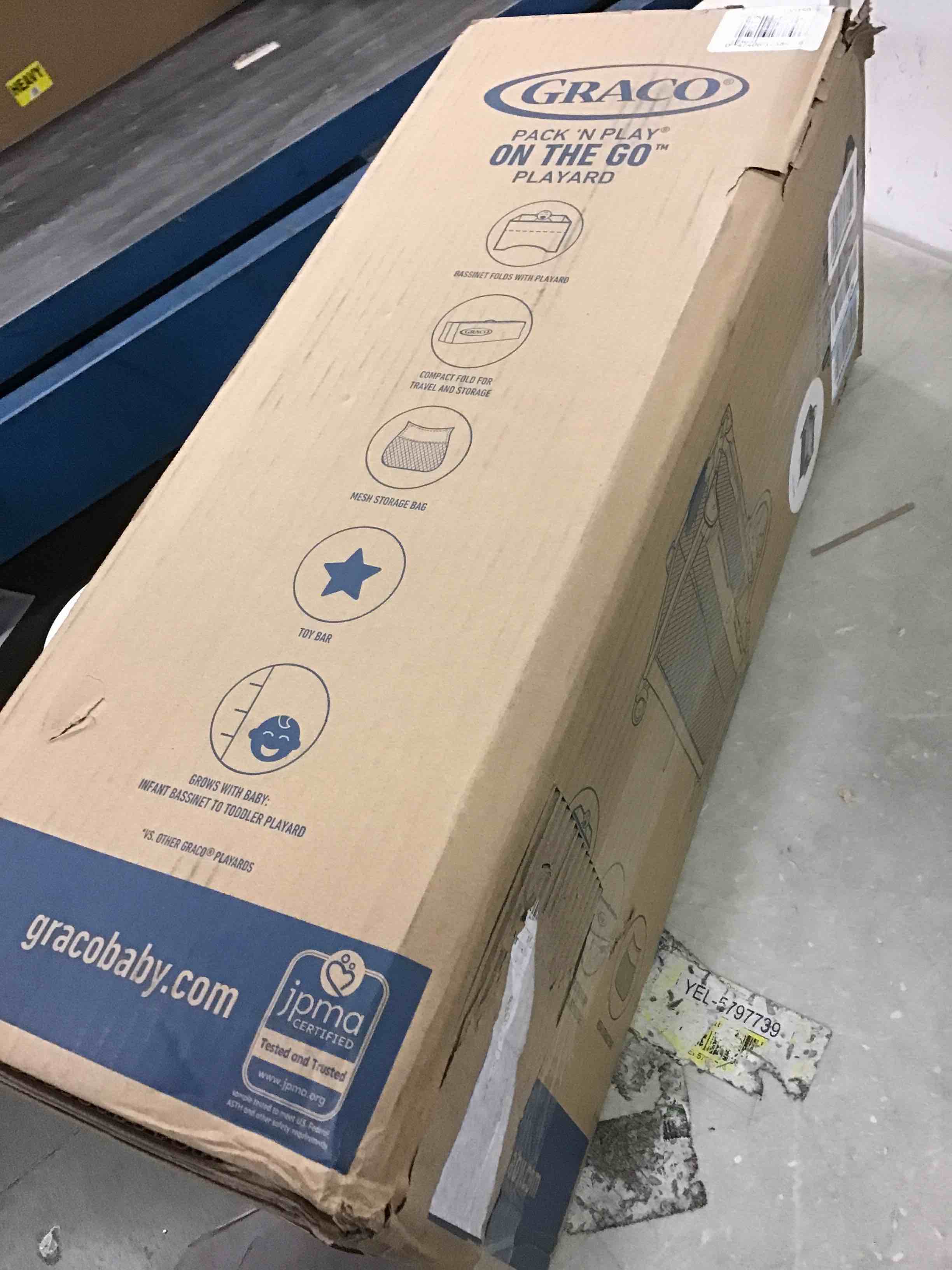 https://s3.amazonaws.com/lotting-images-prod/bidfta/YEL6017987_1709727532059.jpeg