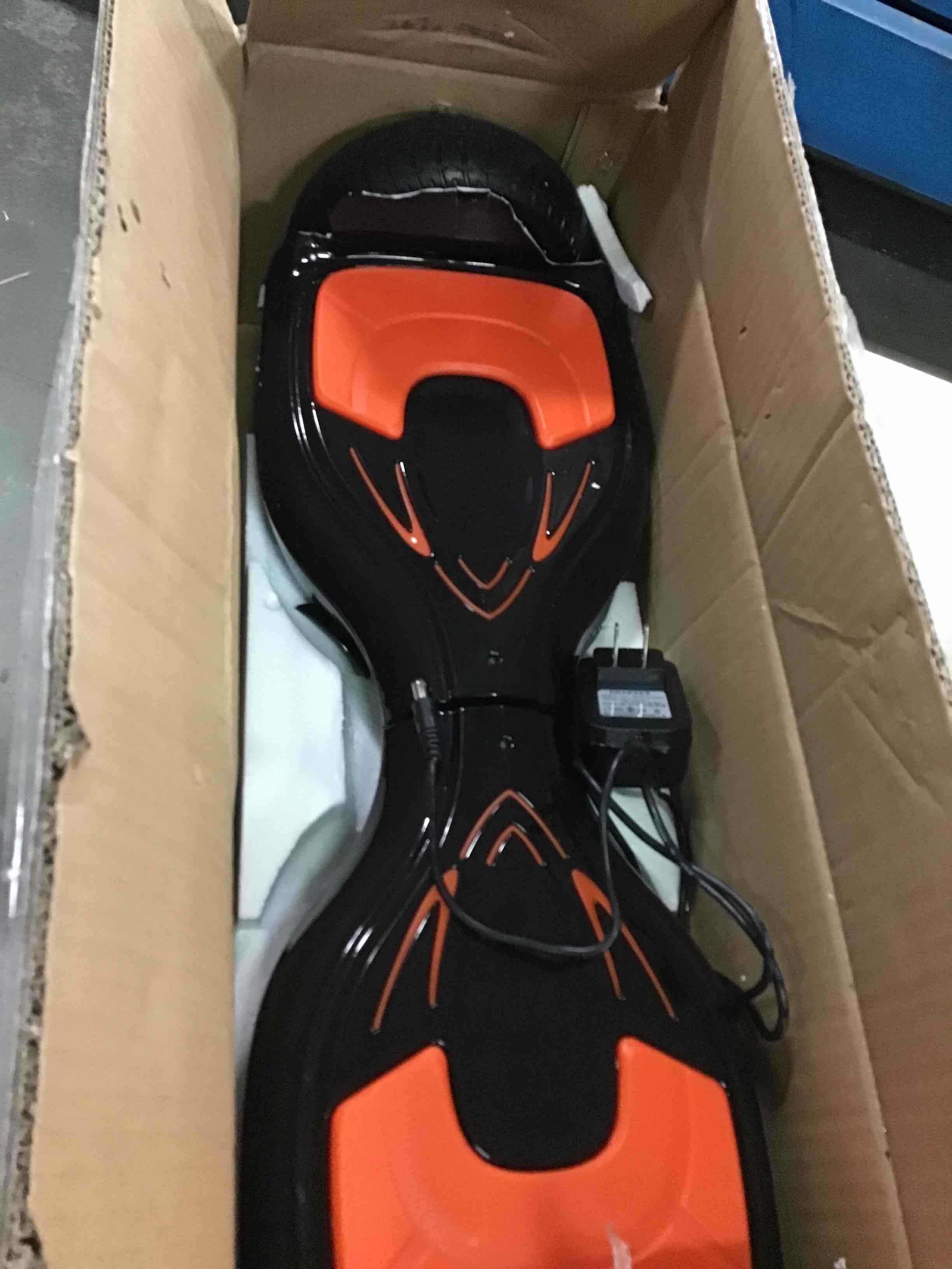 https://s3.amazonaws.com/lotting-images-prod/bidfta/YEL6018116_1709825319554.jpeg
