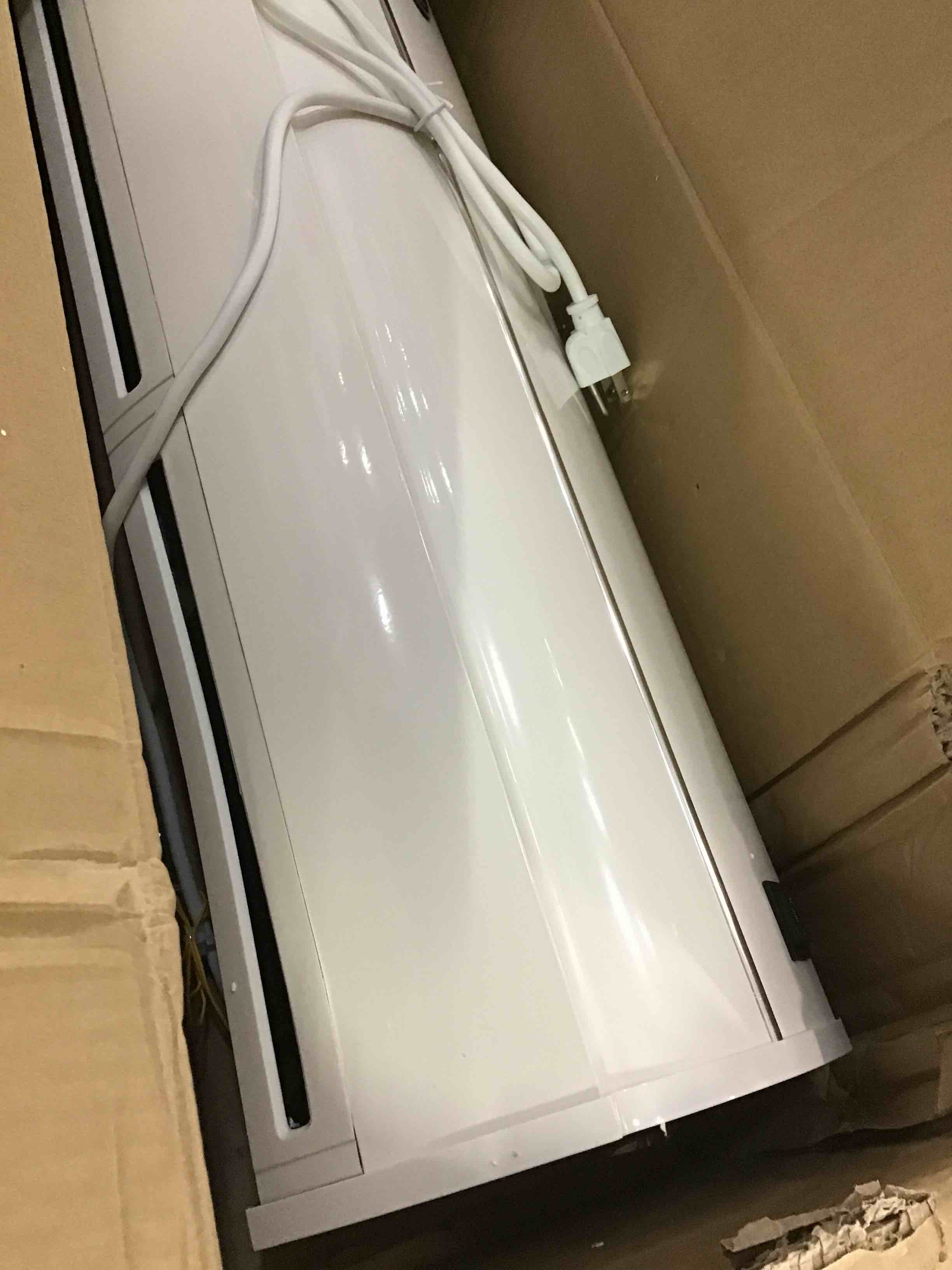 https://s3.amazonaws.com/lotting-images-prod/bidfta/YEL6018262_1709835296681.jpeg