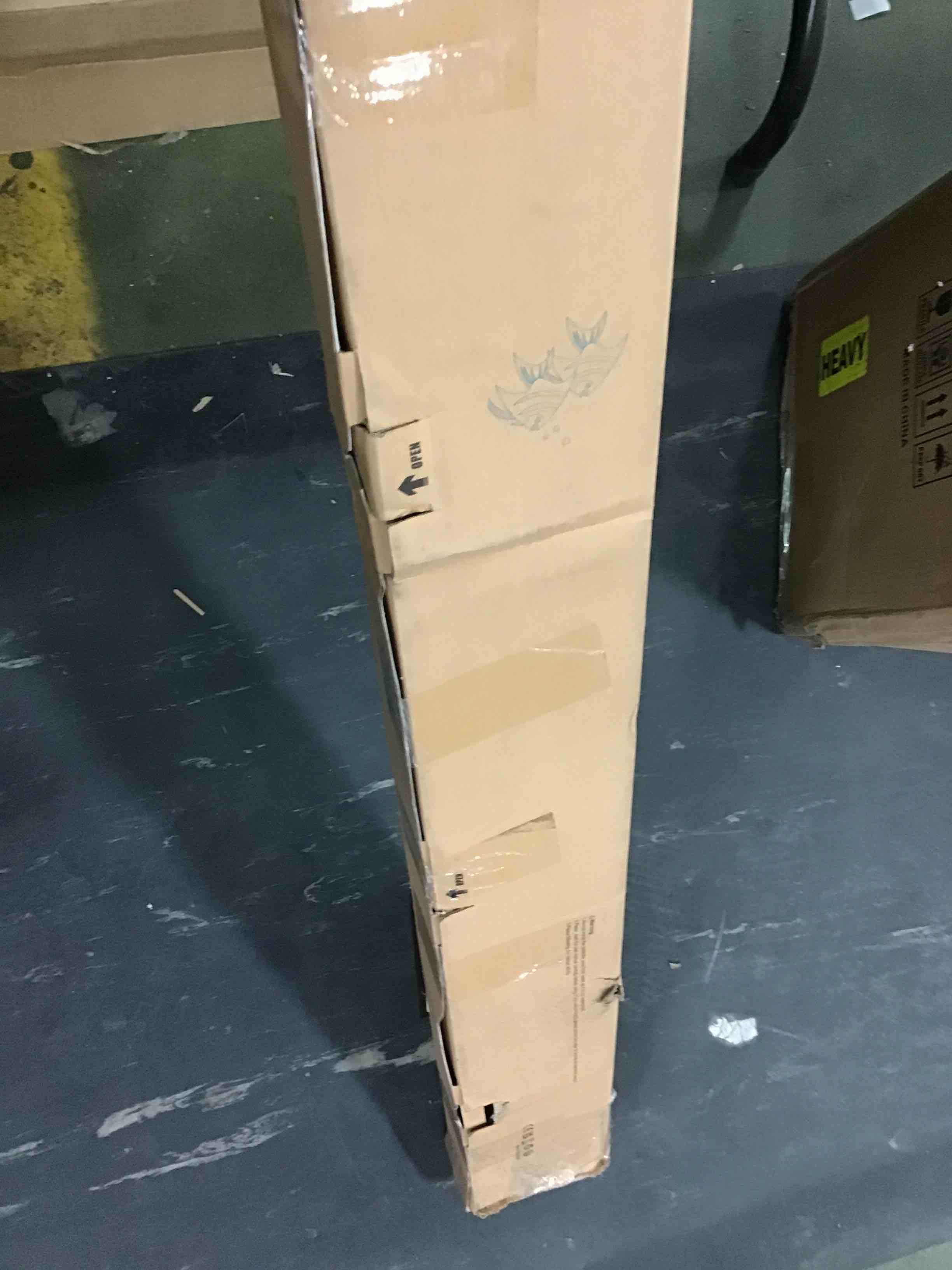 https://s3.amazonaws.com/lotting-images-prod/bidfta/YEL6018370_1709906565602.jpeg
