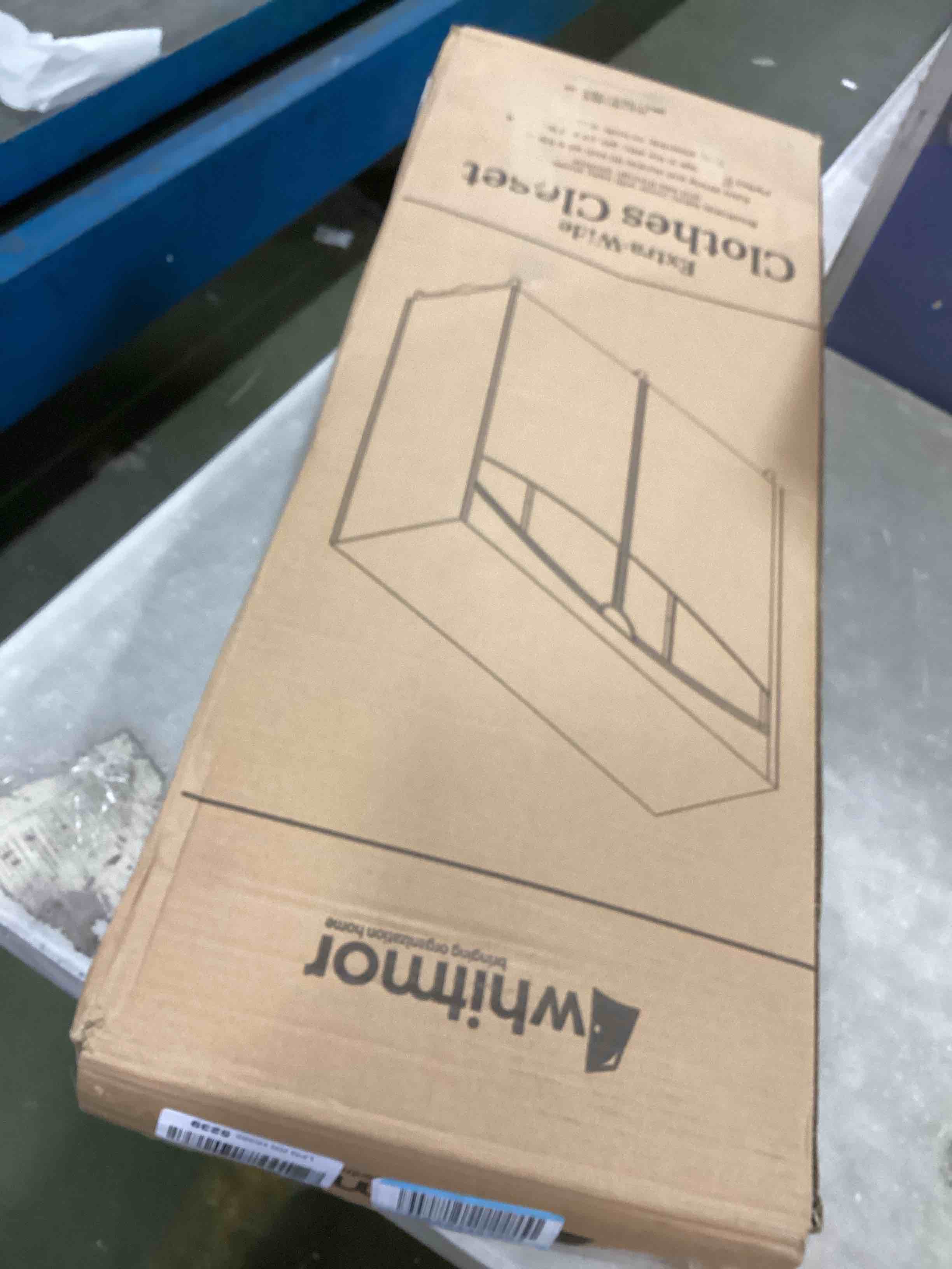 https://s3.amazonaws.com/lotting-images-prod/bidfta/YEL6018504_1707931547164.jpeg