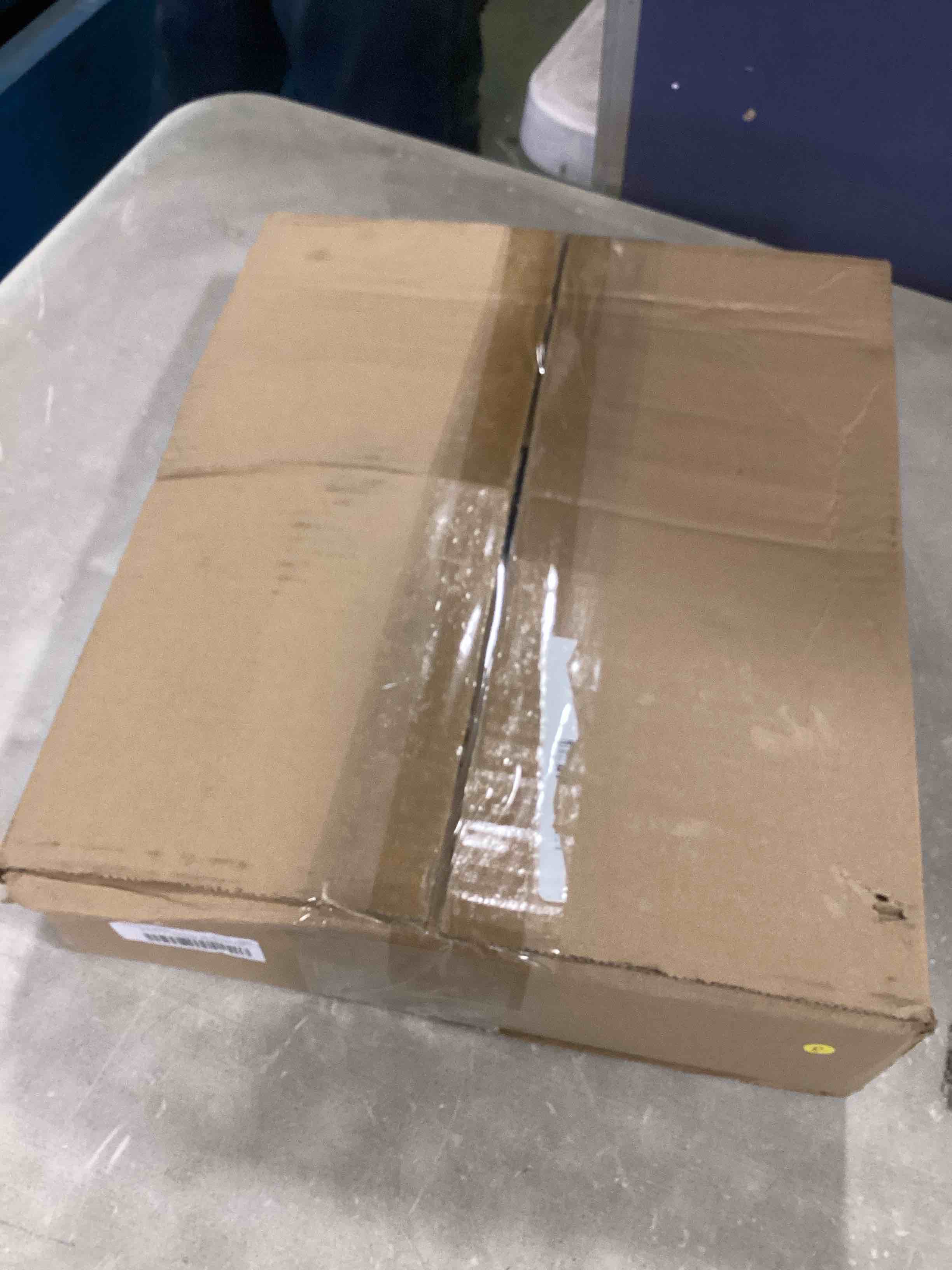 https://s3.amazonaws.com/lotting-images-prod/bidfta/YEL6018570_1707940423116.jpeg