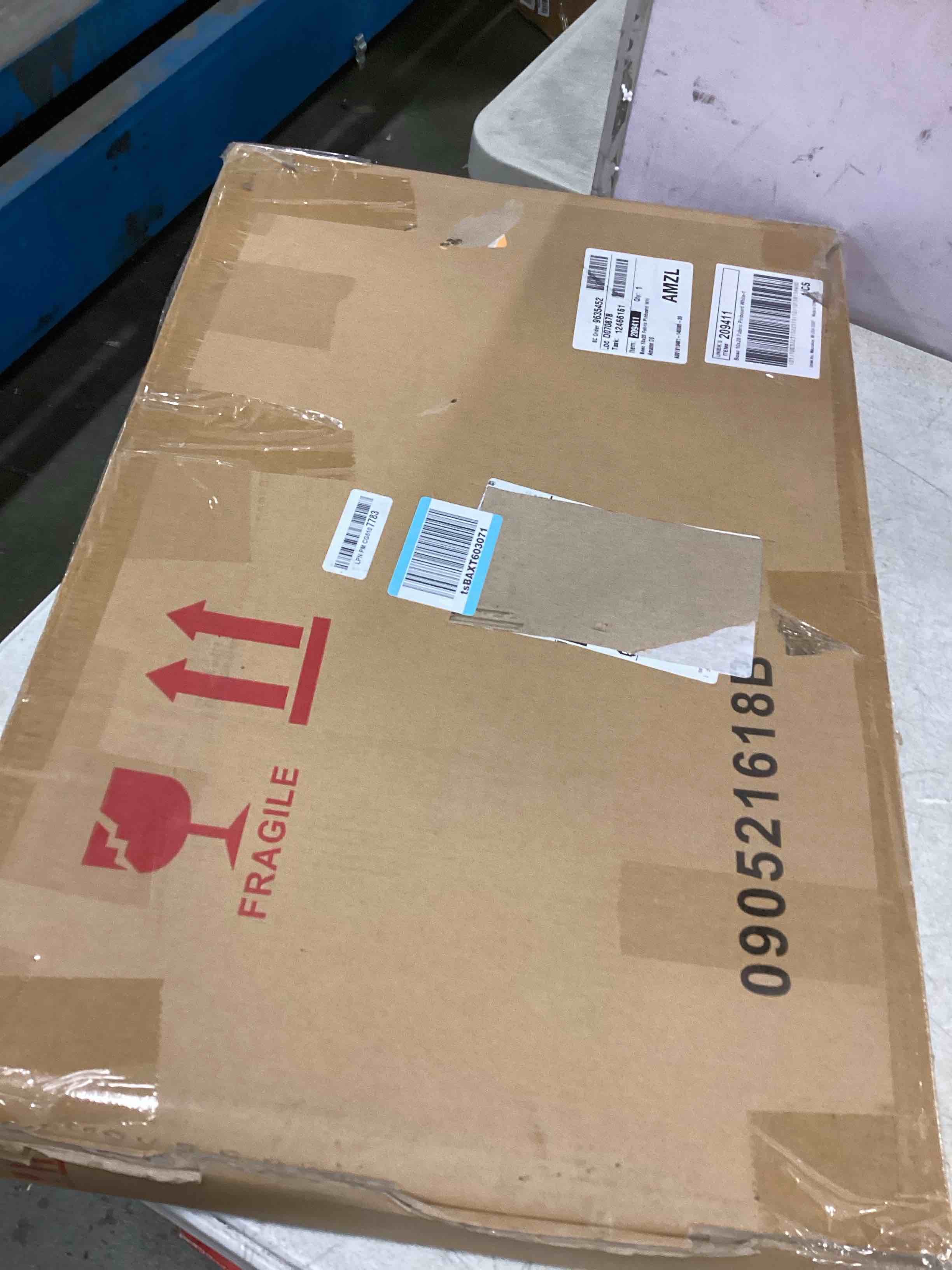 https://s3.amazonaws.com/lotting-images-prod/bidfta/YEL6019021_1708111087998.jpeg