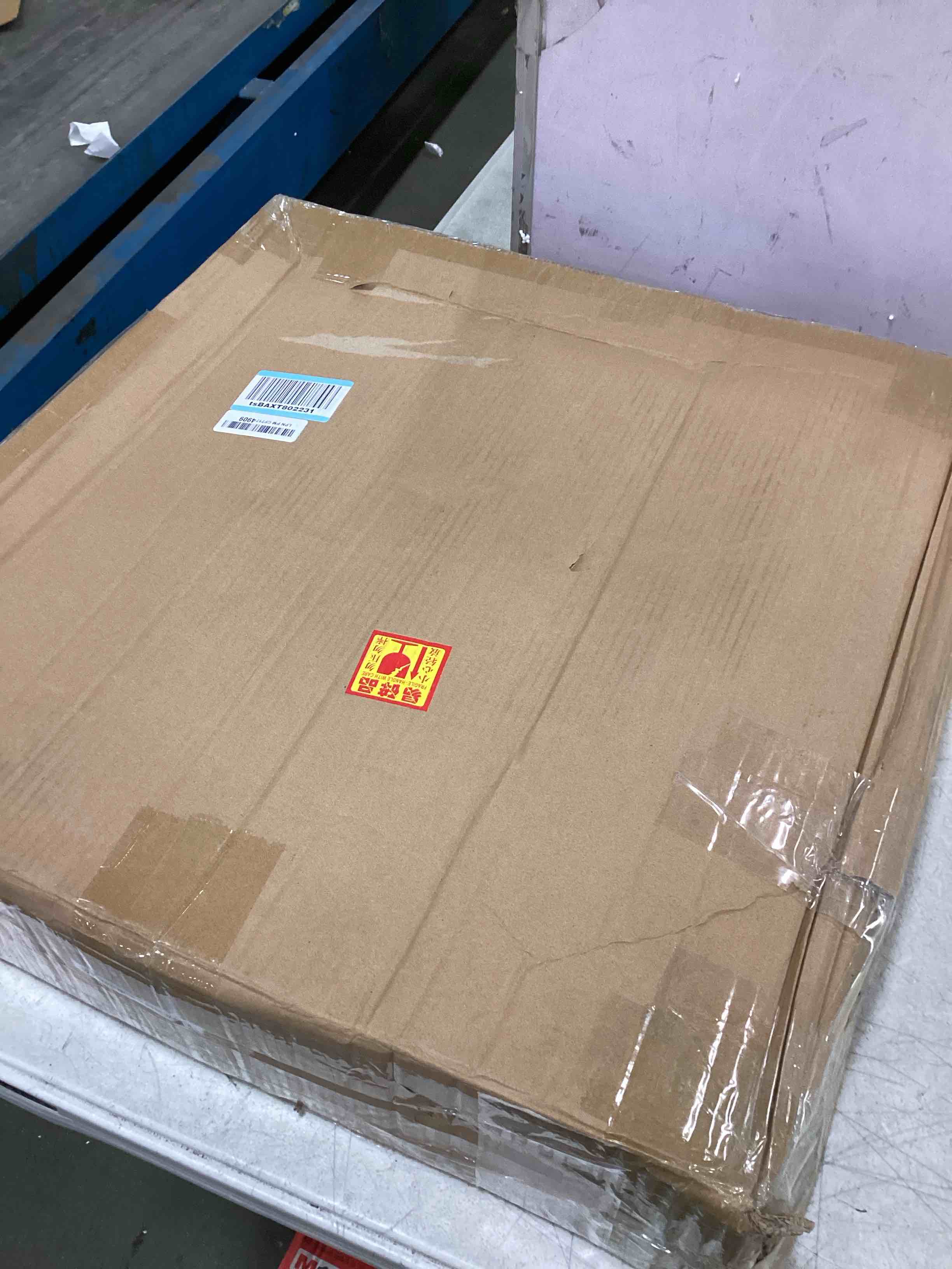 https://s3.amazonaws.com/lotting-images-prod/bidfta/YEL6019039_1708110972190.jpeg