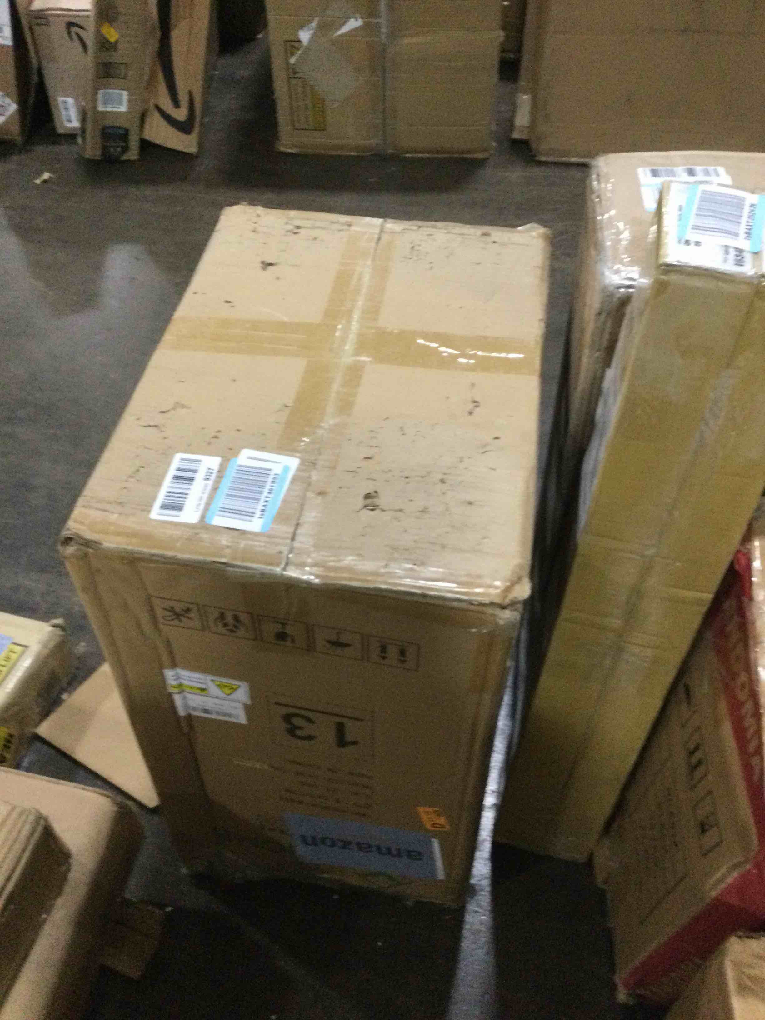 https://s3.amazonaws.com/lotting-images-prod/bidfta/YEL6019966_1709044962571.jpeg