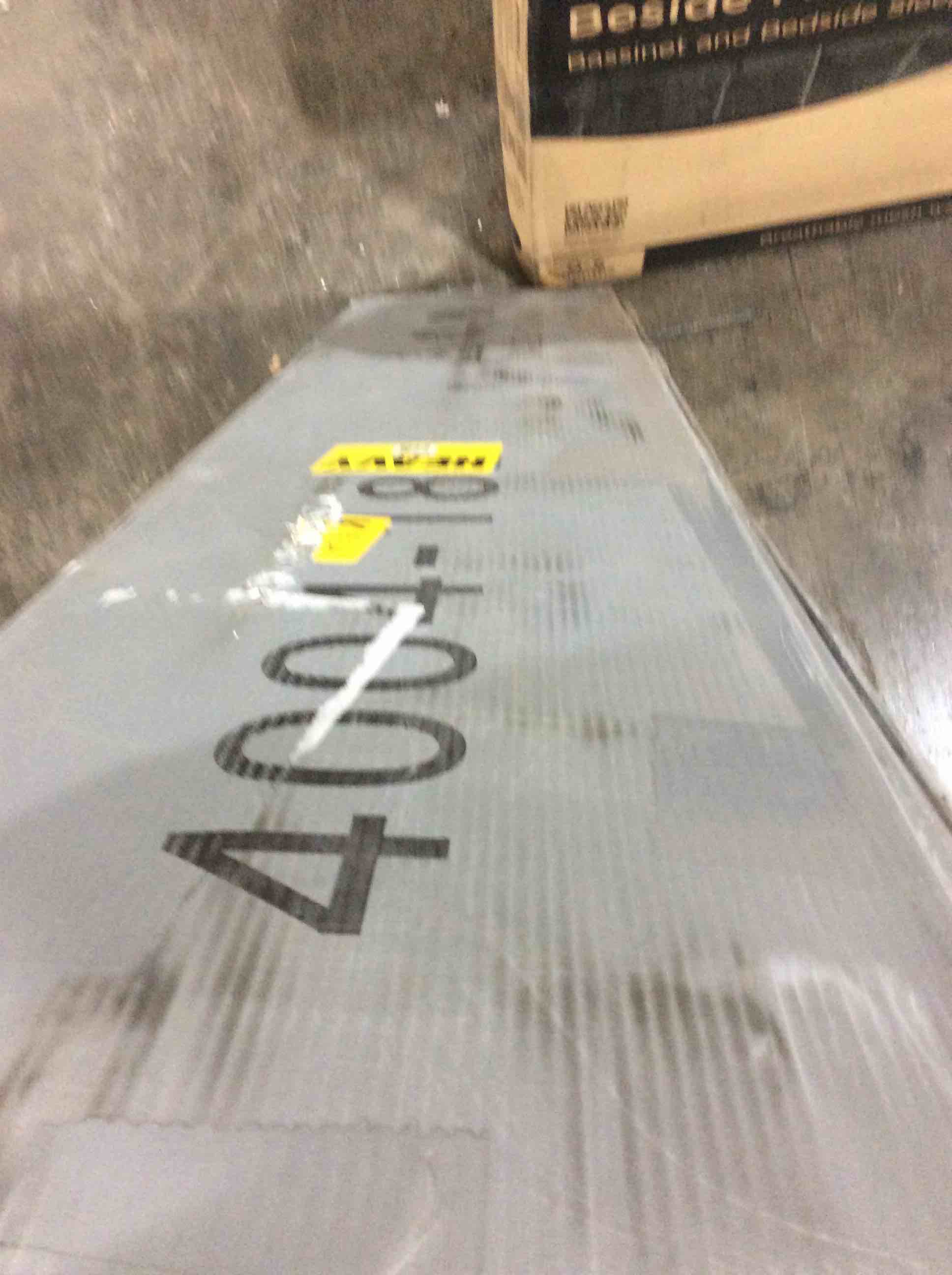 https://s3.amazonaws.com/lotting-images-prod/bidfta/YEL6020280_1709151286385.jpeg