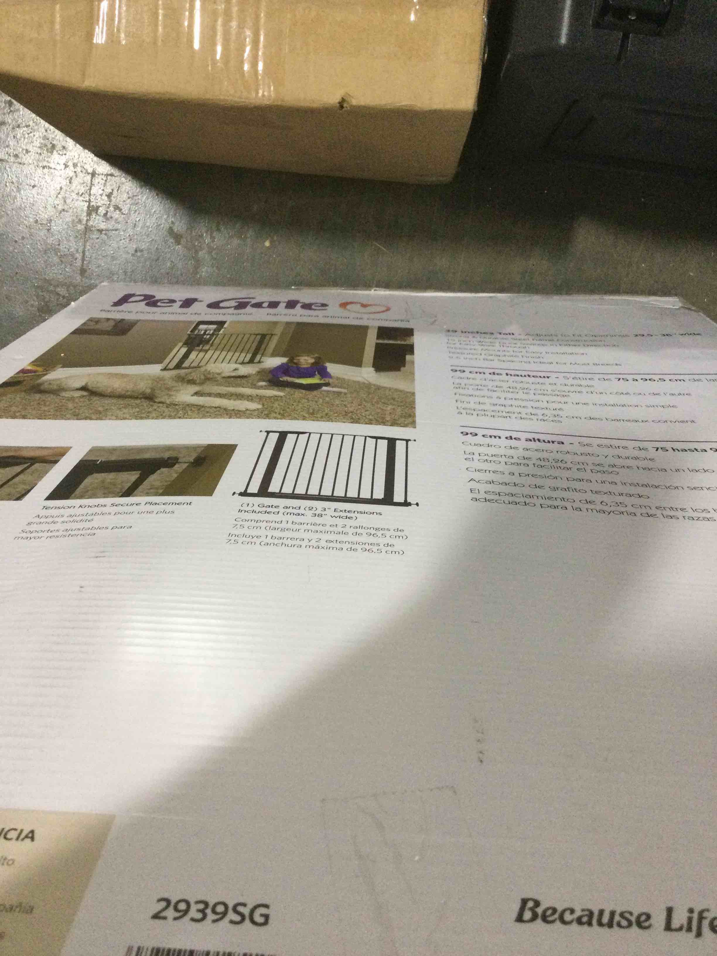 https://s3.amazonaws.com/lotting-images-prod/bidfta/YEL6020345_1709224767692.jpeg