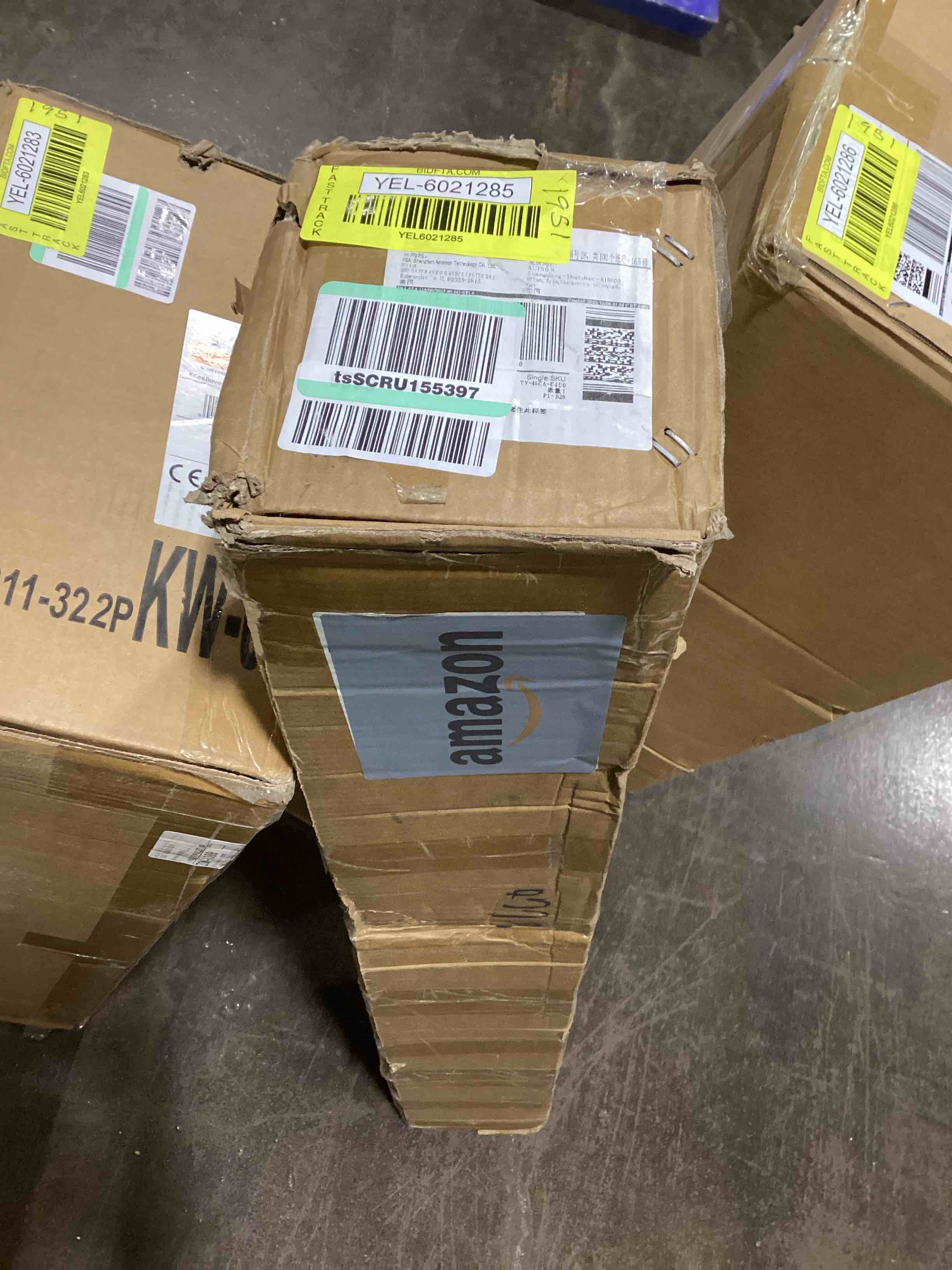 https://s3.amazonaws.com/lotting-images-prod/bidfta/YEL6021285_1710250382490.jpeg