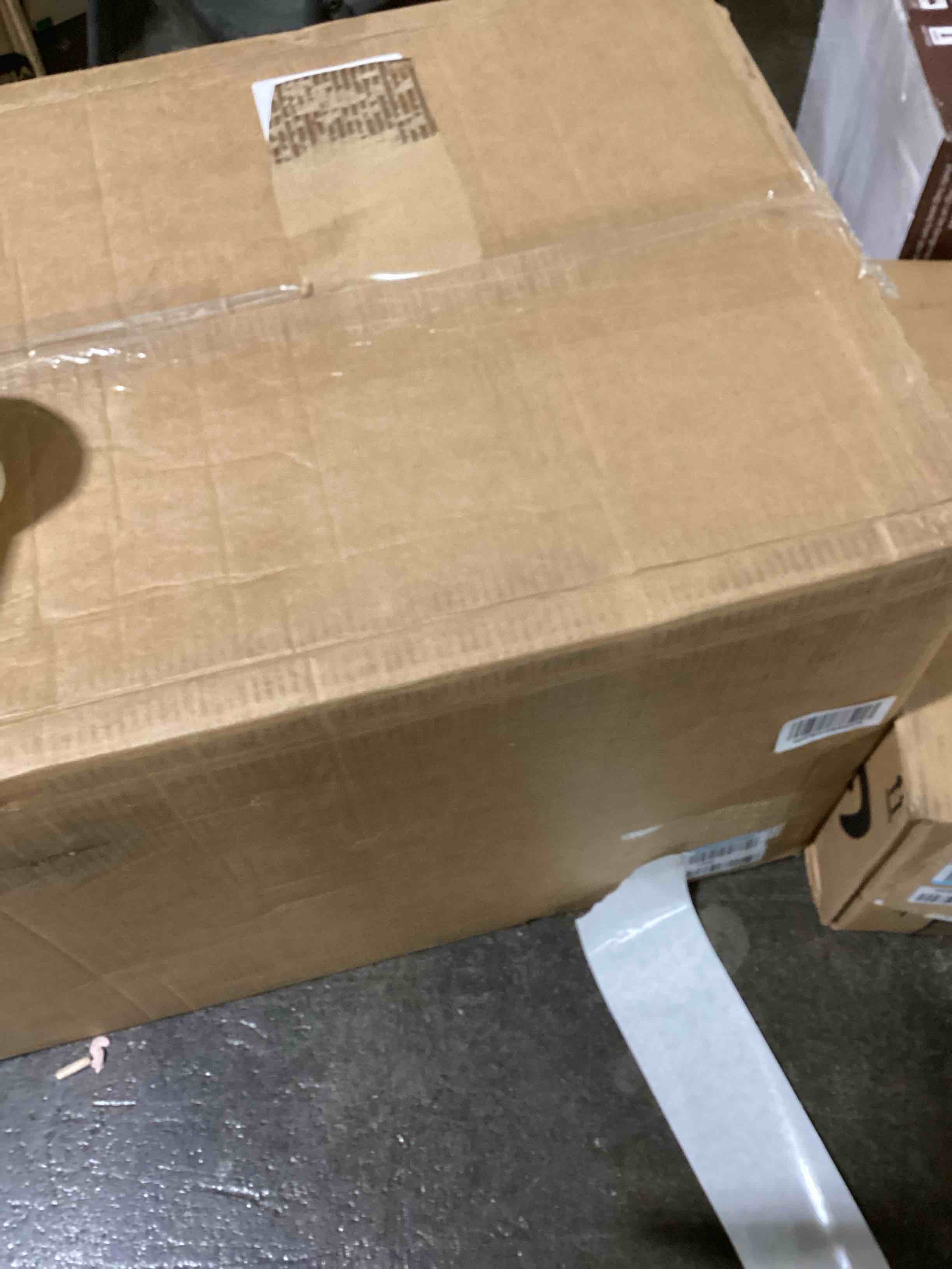 https://s3.amazonaws.com/lotting-images-prod/bidfta/YEL6021878_1707332863002.jpeg