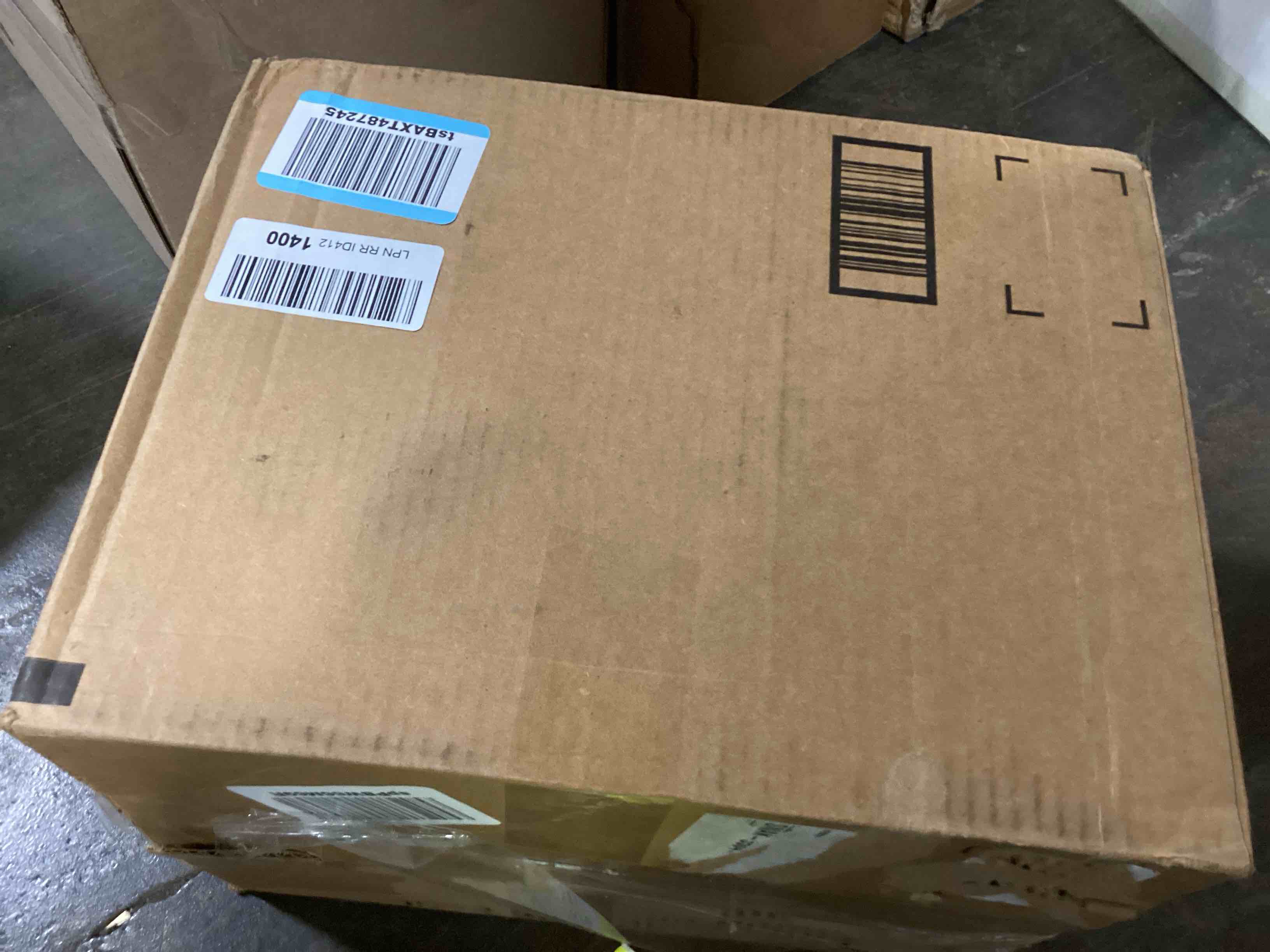 https://s3.amazonaws.com/lotting-images-prod/bidfta/YEL6021970_1707419114681.jpeg