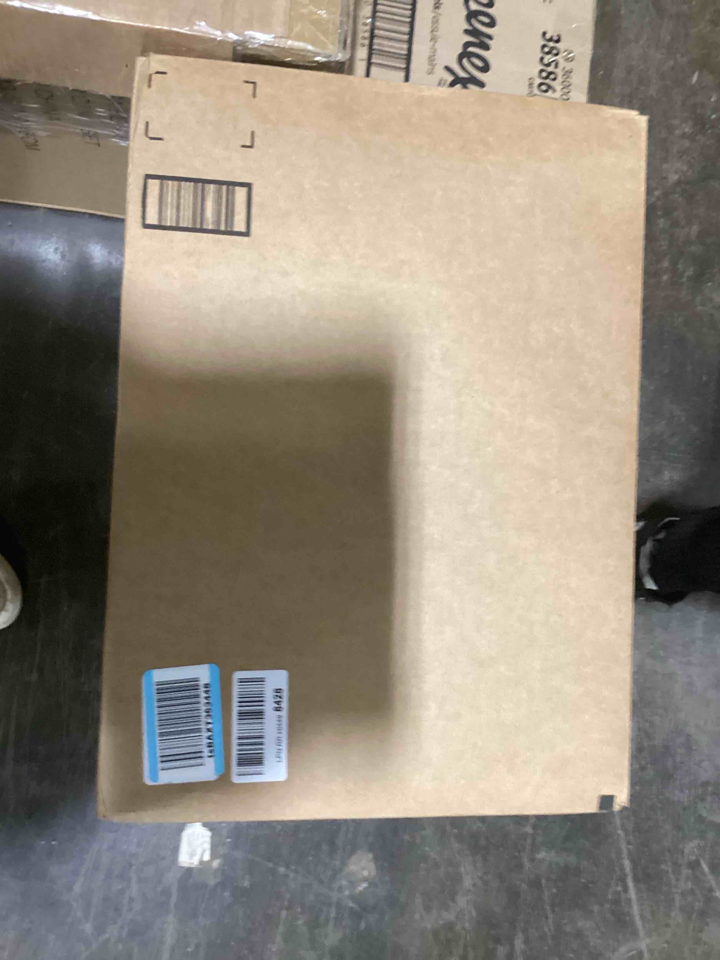 https://s3.amazonaws.com/lotting-images-prod/bidfta/YEL6022897_1707932496669.jpeg