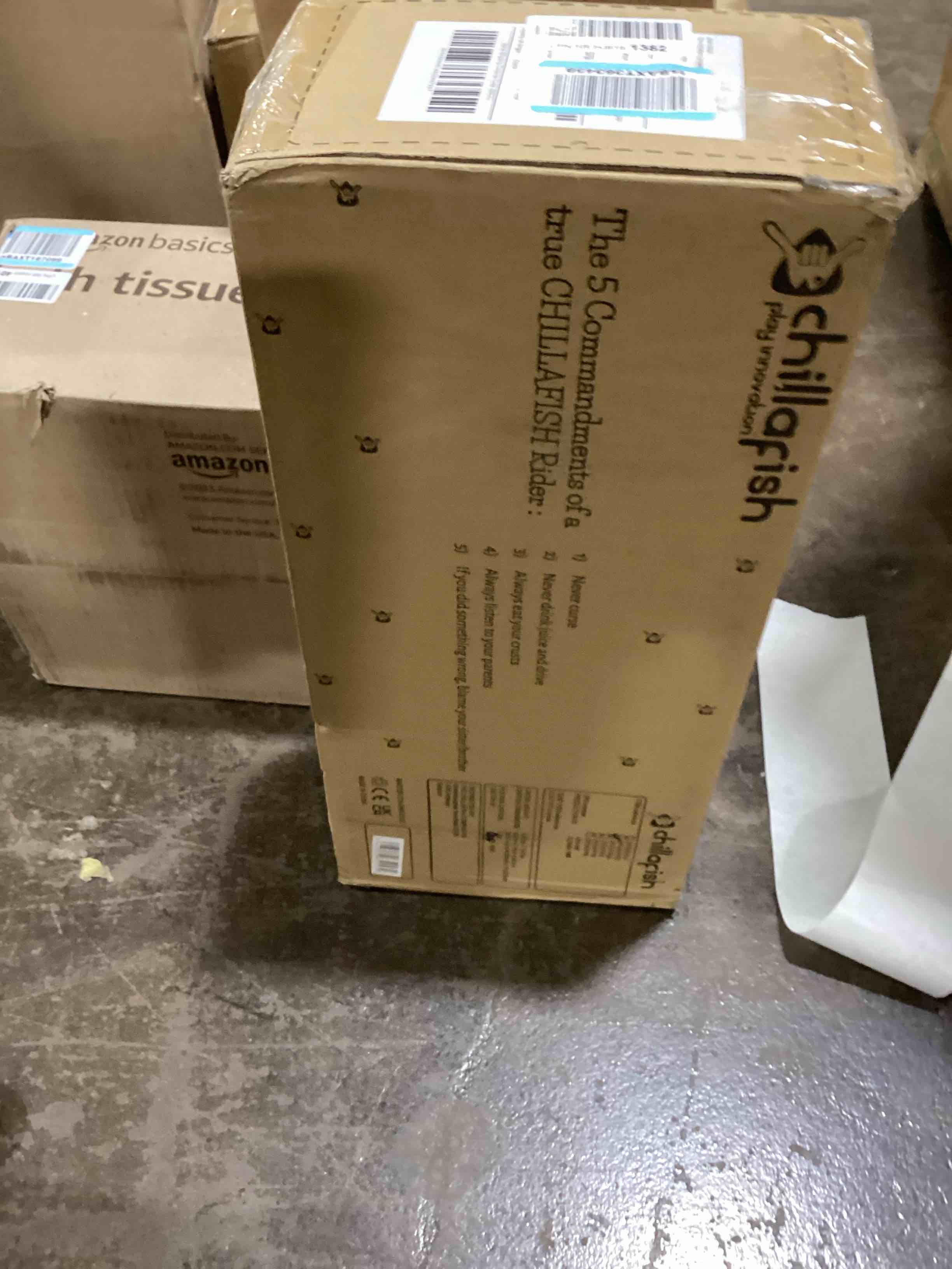 https://s3.amazonaws.com/lotting-images-prod/bidfta/YEL6022916_1707928596453.jpeg
