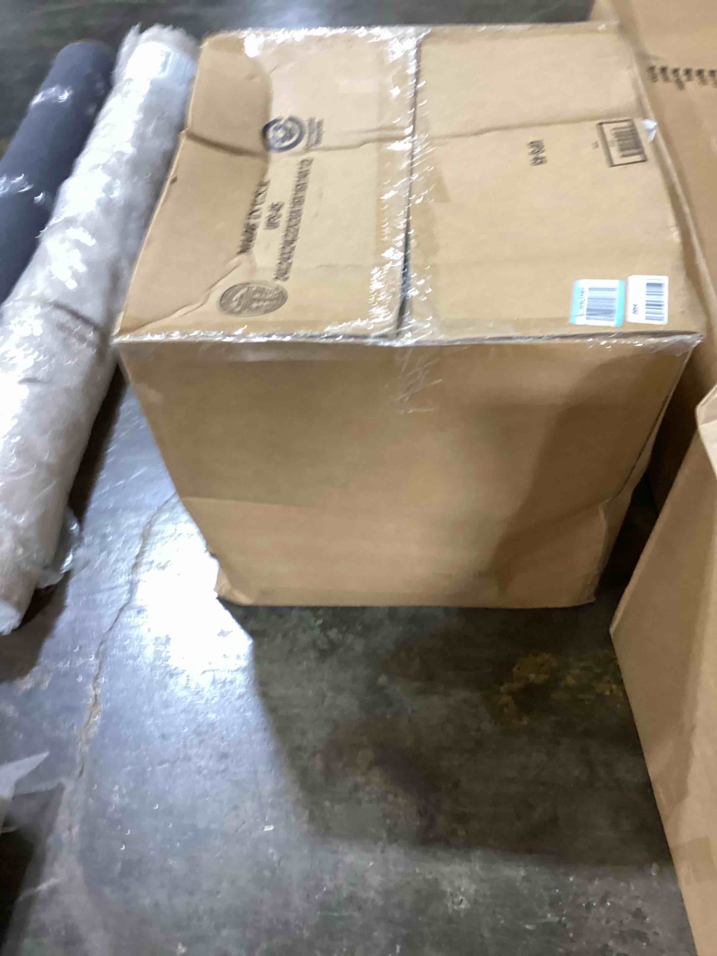 https://s3.amazonaws.com/lotting-images-prod/bidfta/YEL6022977_1707148931790.jpeg