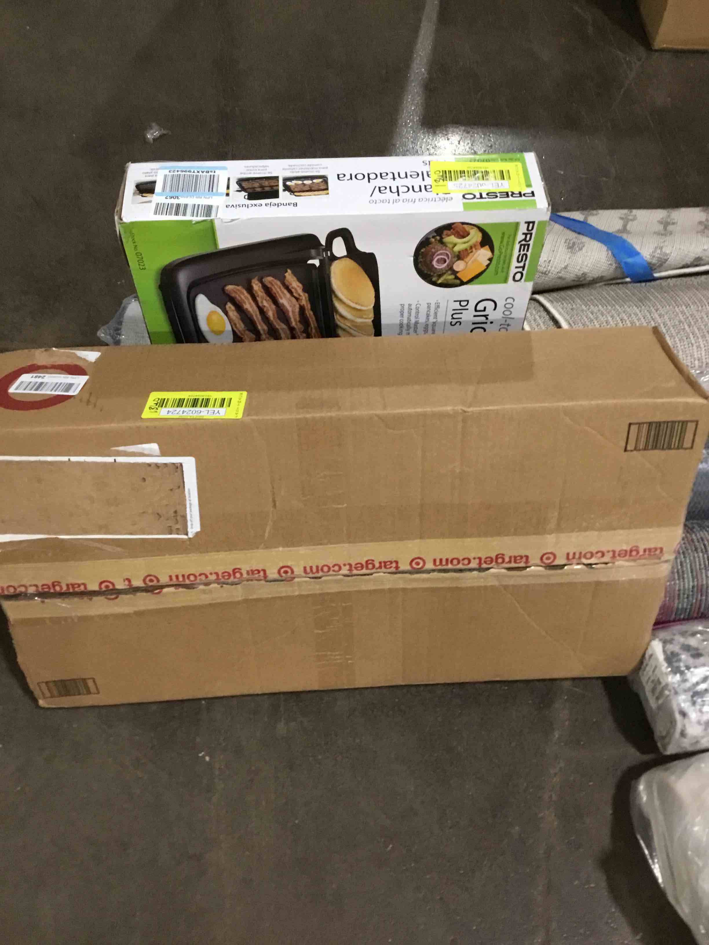 https://s3.amazonaws.com/lotting-images-prod/bidfta/YEL6024724_1708107347801.jpeg