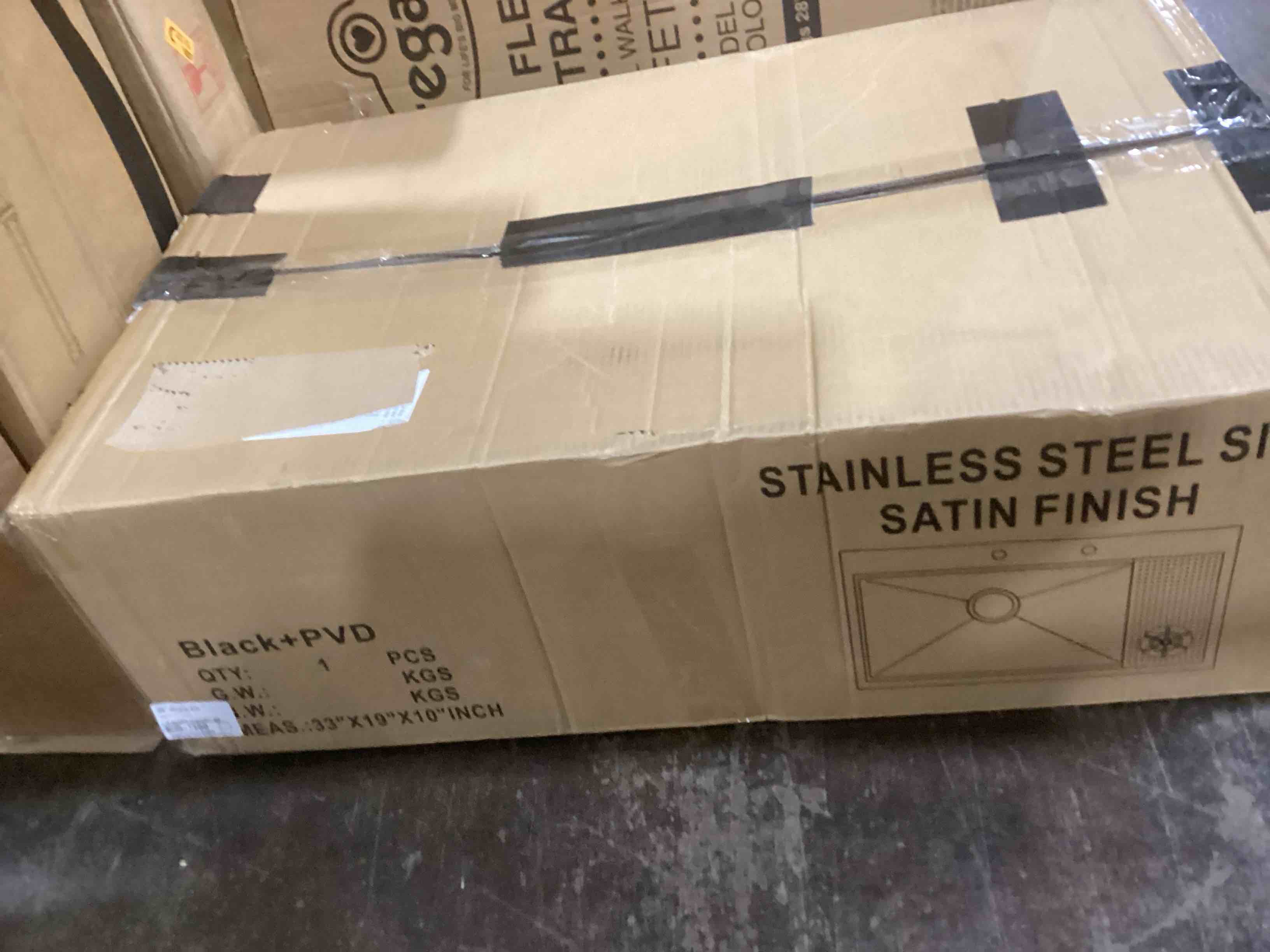https://s3.amazonaws.com/lotting-images-prod/bidfta/YEL6025298_1709647940201.jpeg