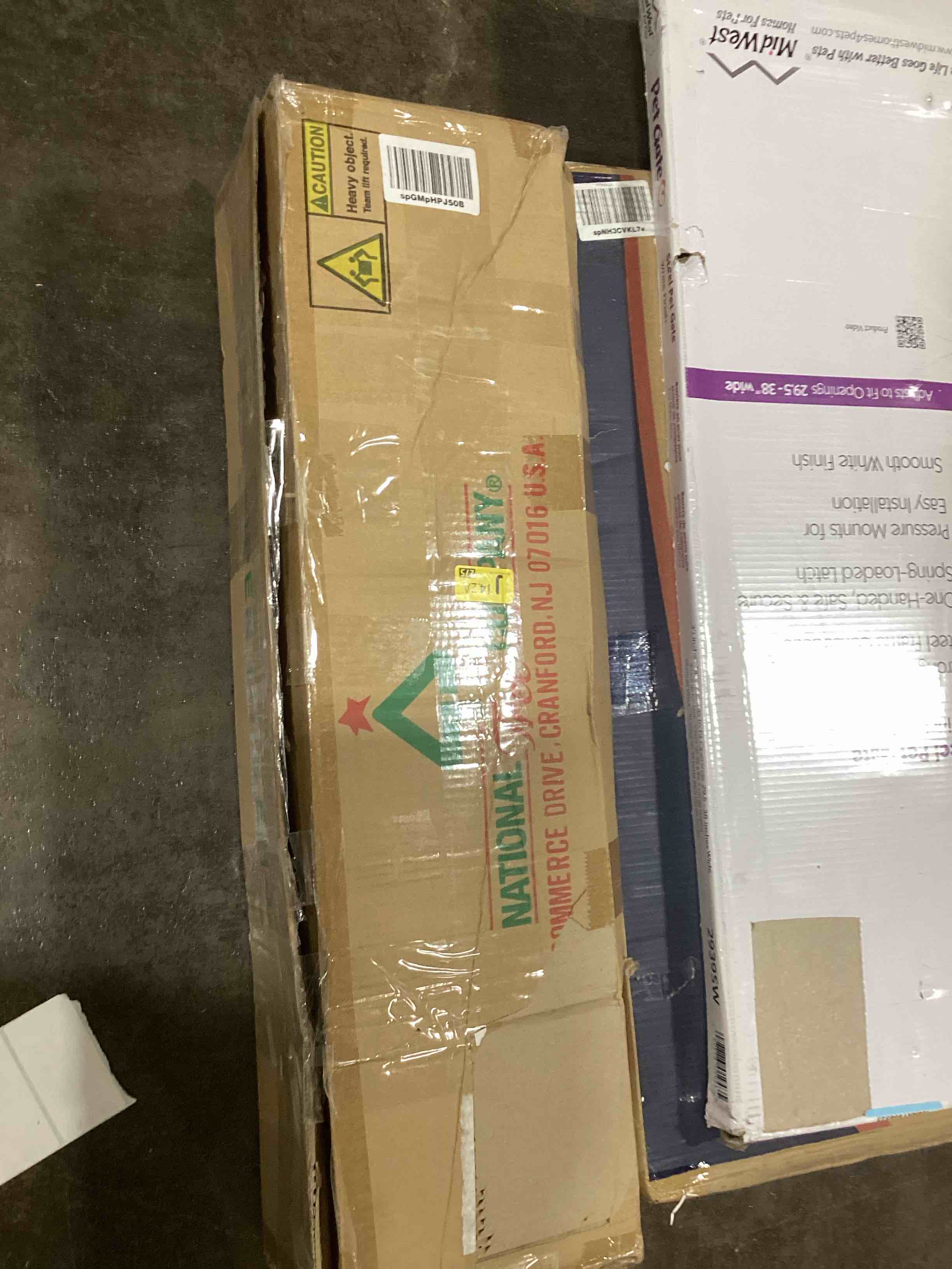 https://s3.amazonaws.com/lotting-images-prod/bidfta/YEL6026697_1708107044730.jpeg